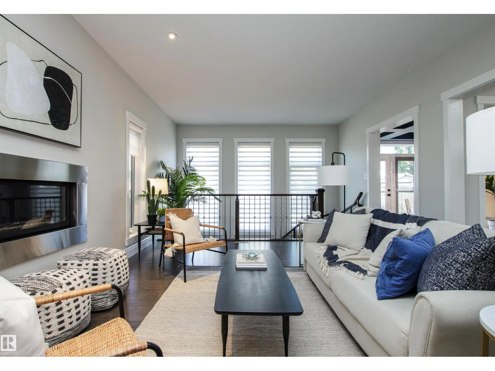 181 SANDALWOOD CR