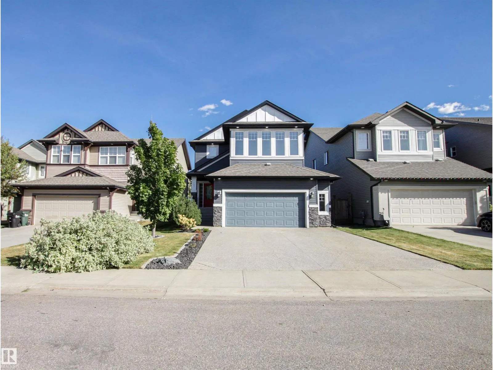 181 SANDALWOOD CR