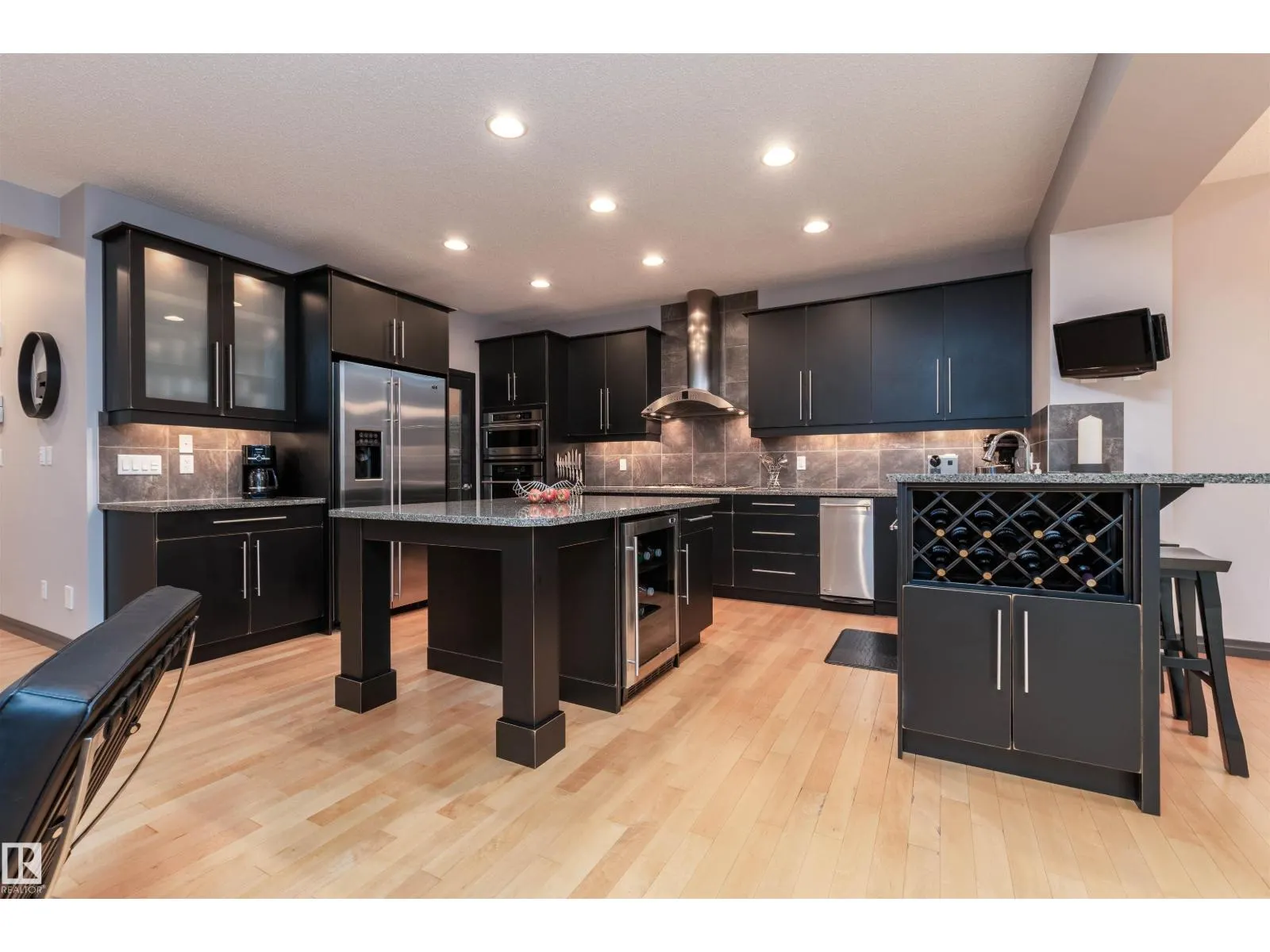 5408 Sunview BA