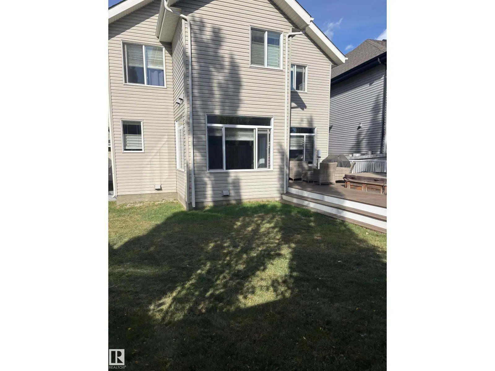 837 HODGINS RD NW