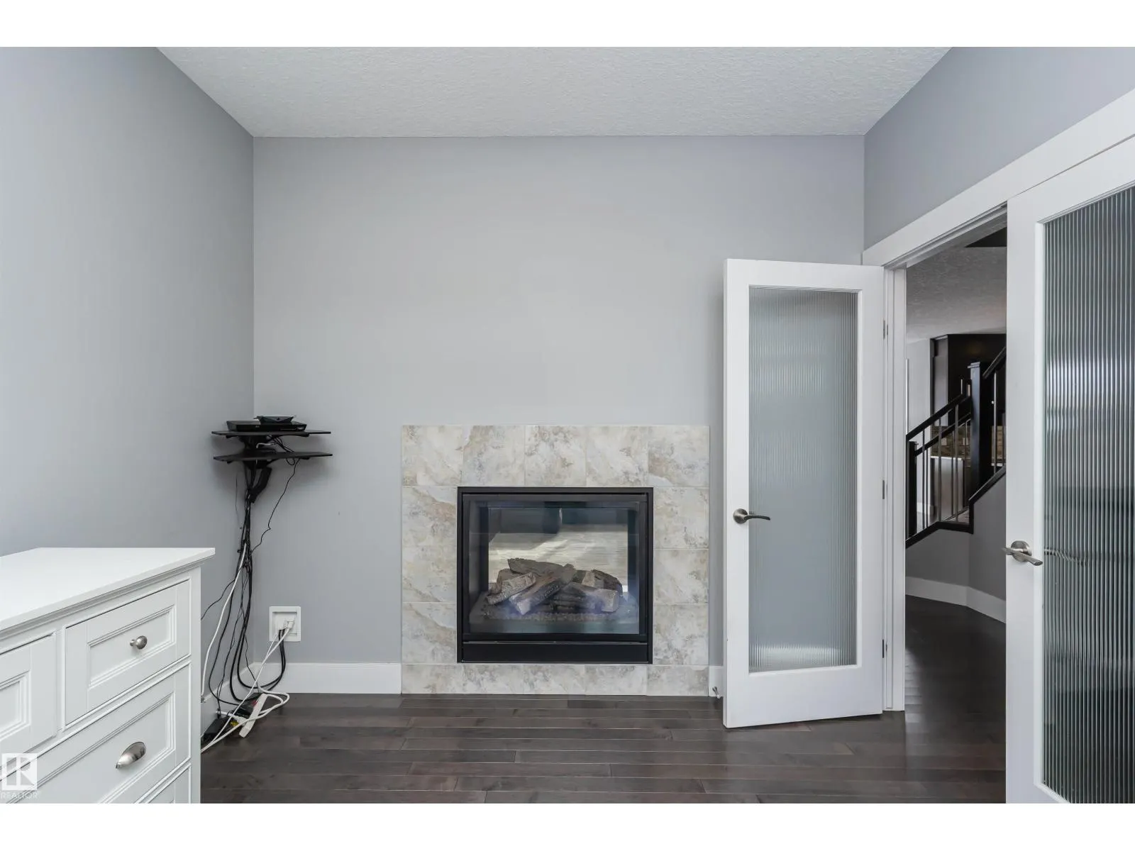 837 HODGINS RD NW