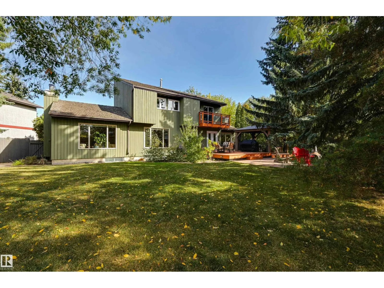 17623 53 AV NW