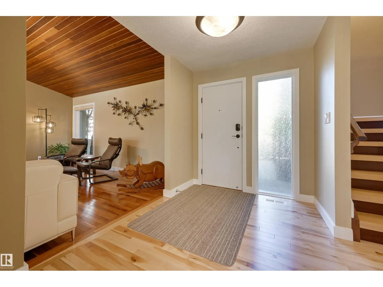 17623 53 AV NW