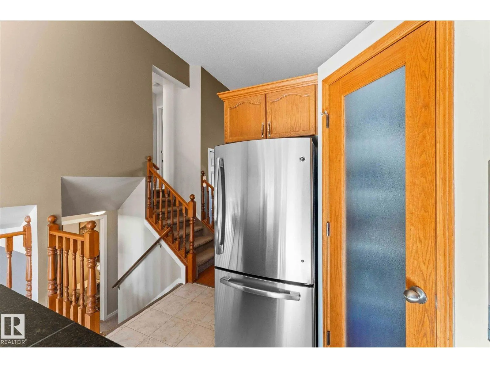 89 LANDSDOWNE DR
