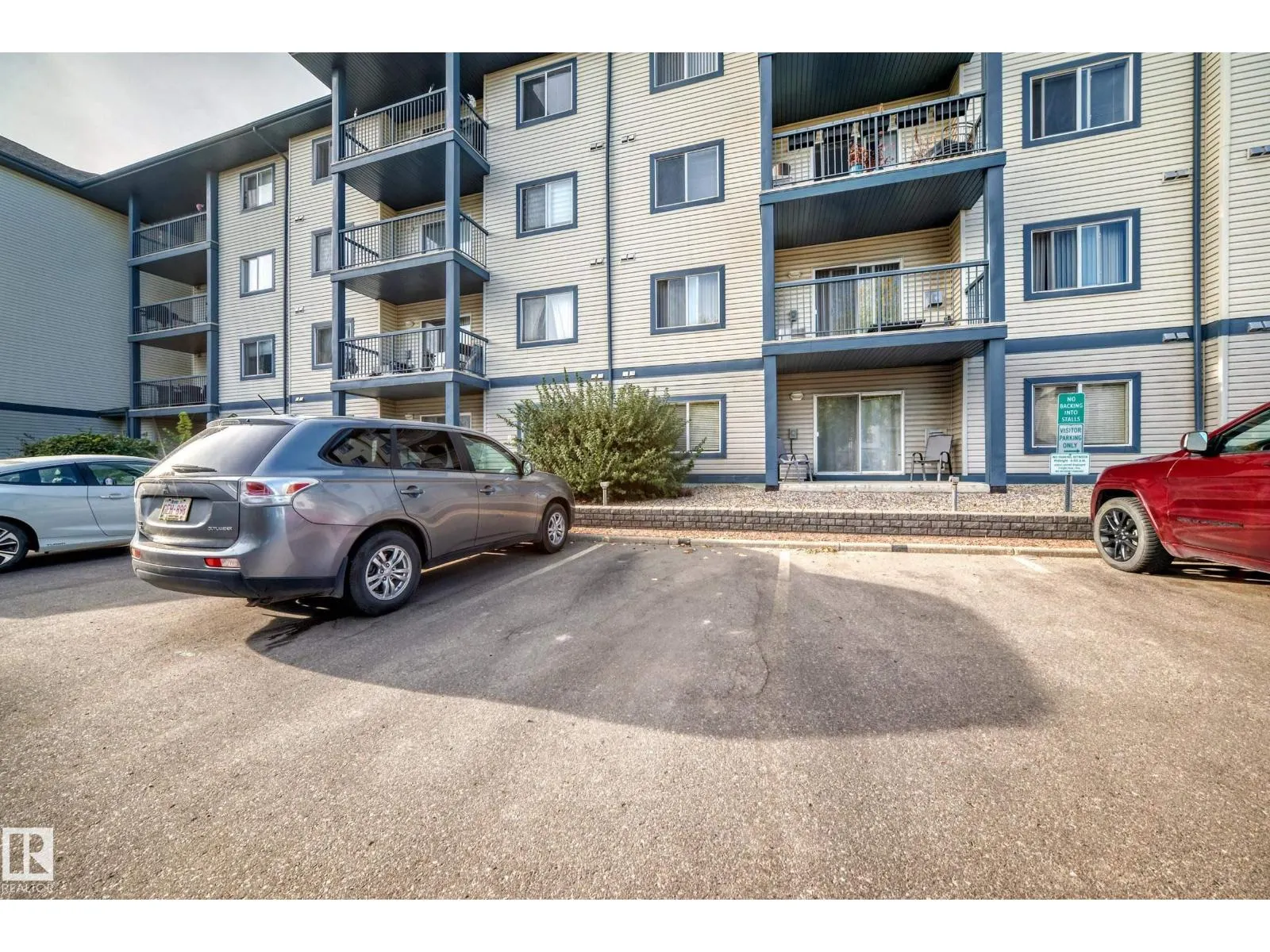#134 16311 95 ST NW