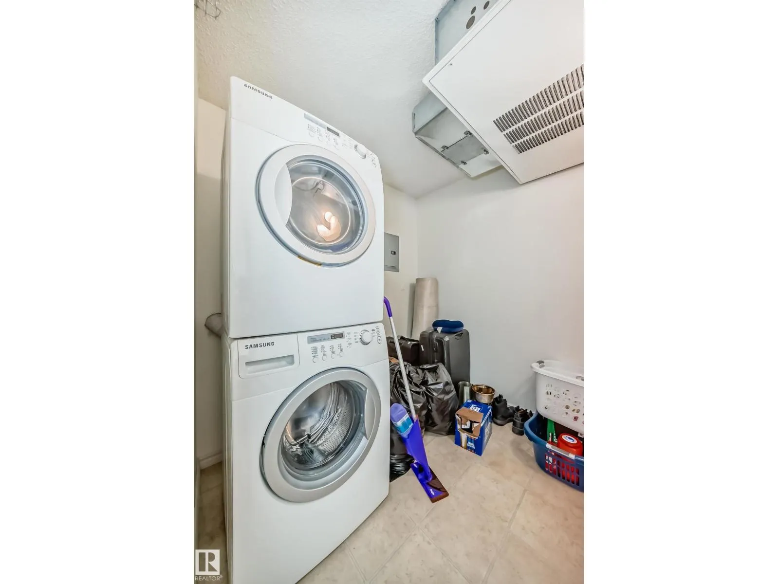 #134 16311 95 ST NW