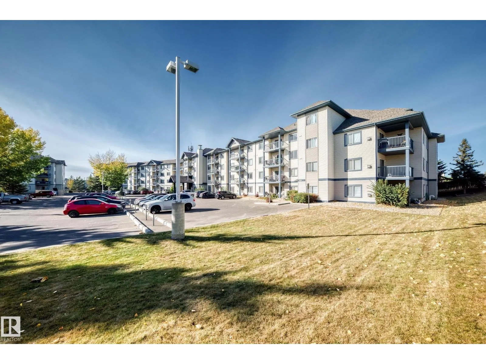 #134 16311 95 ST NW