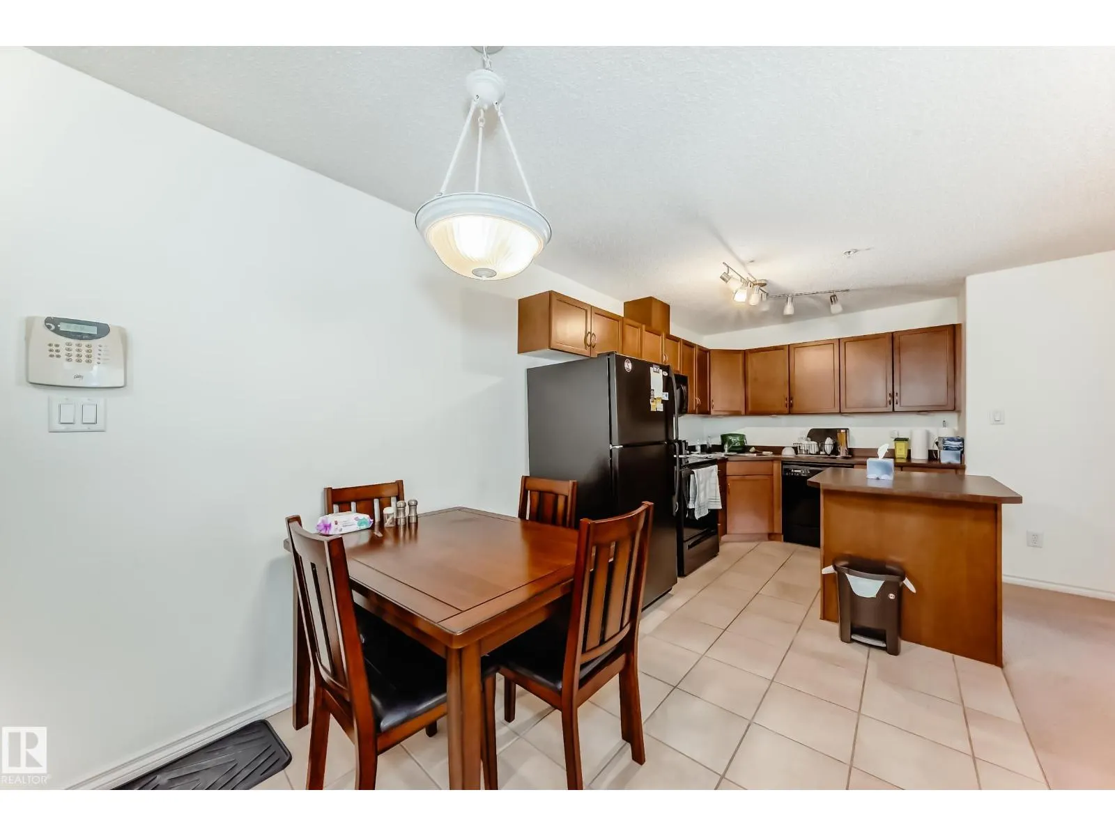 #134 16311 95 ST NW