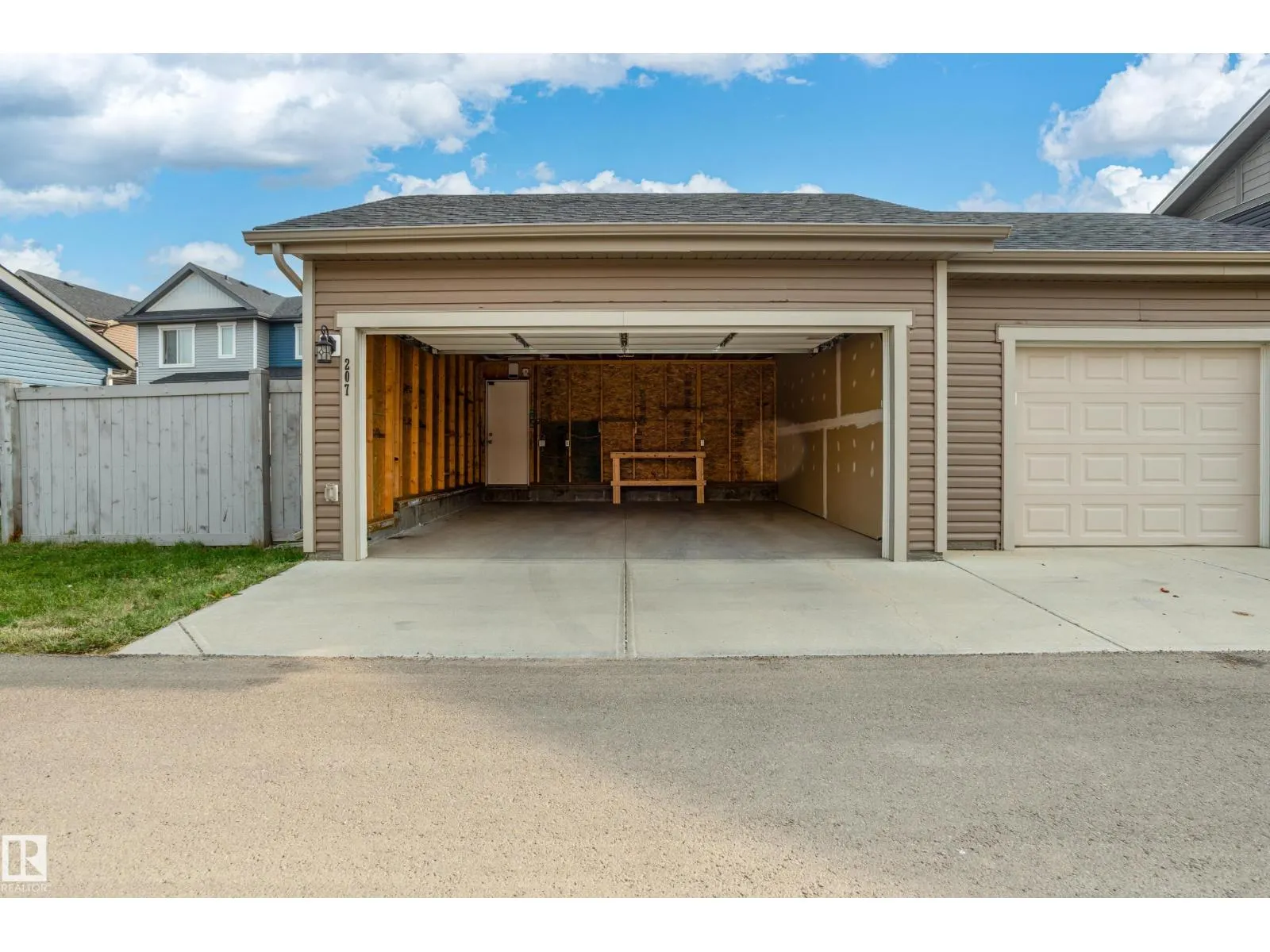 207 Griesbach RD NW