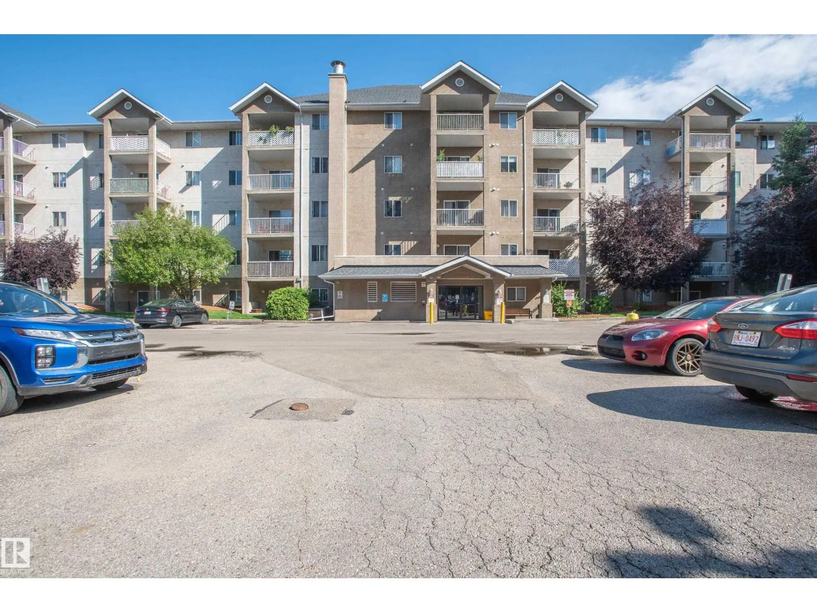 #117 10535 122 ST NW
