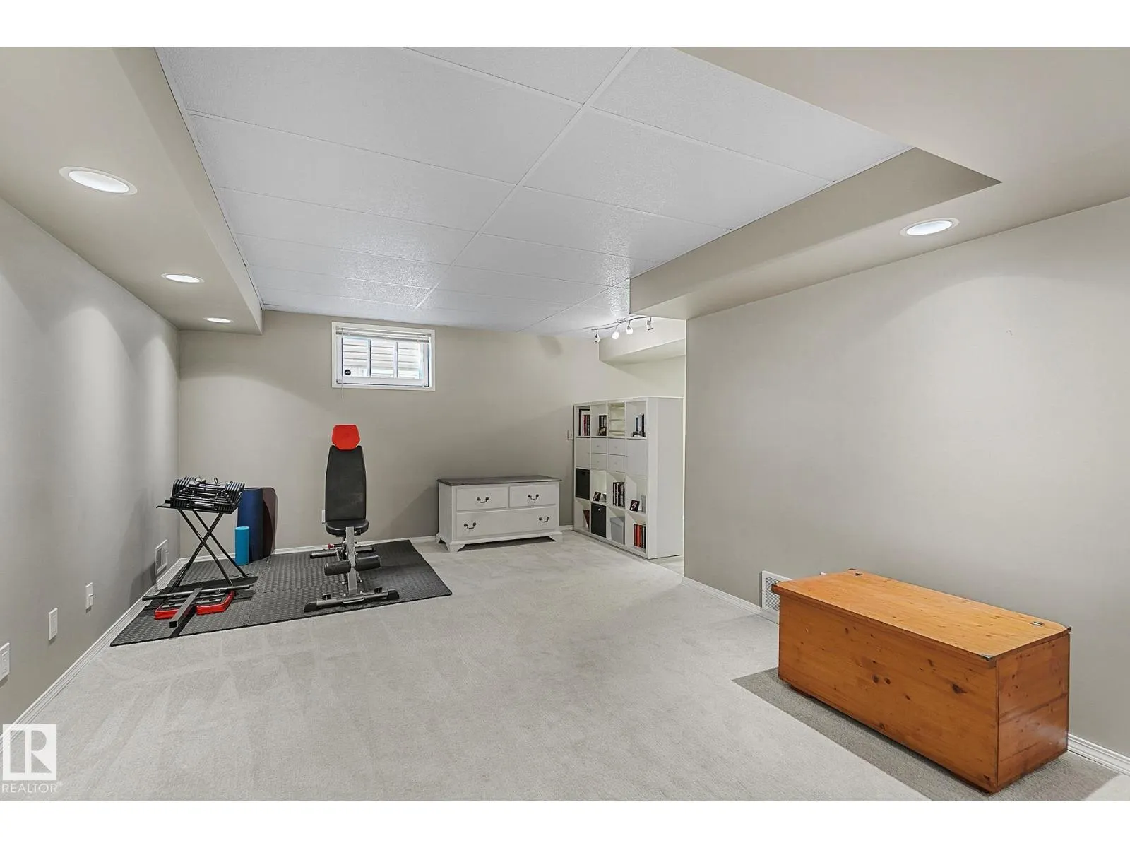 10958 117 ST NW