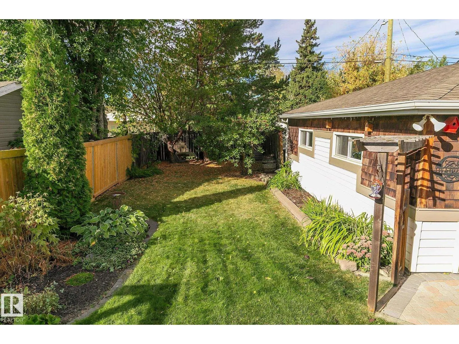 10958 117 ST NW