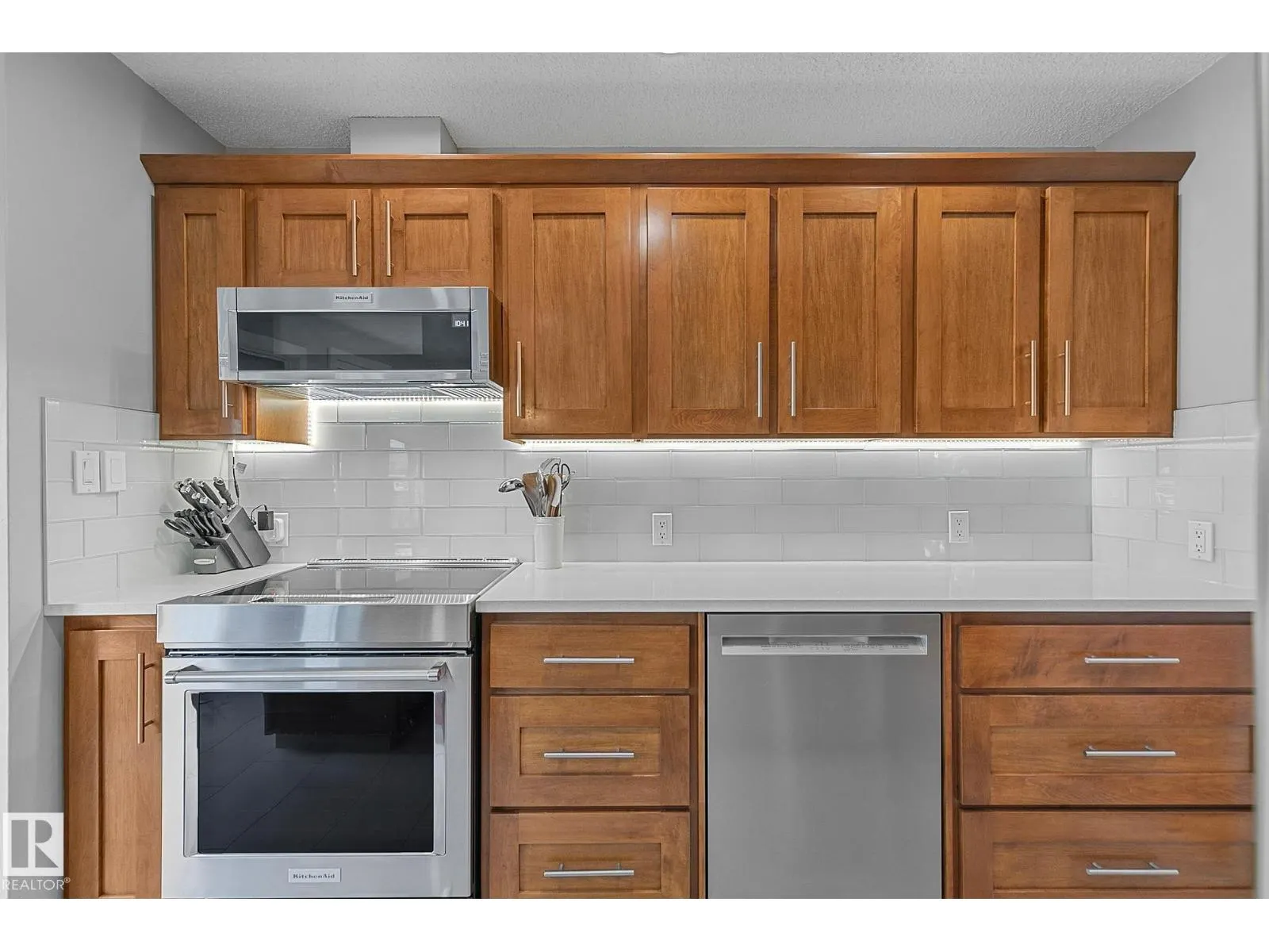 10958 117 ST NW