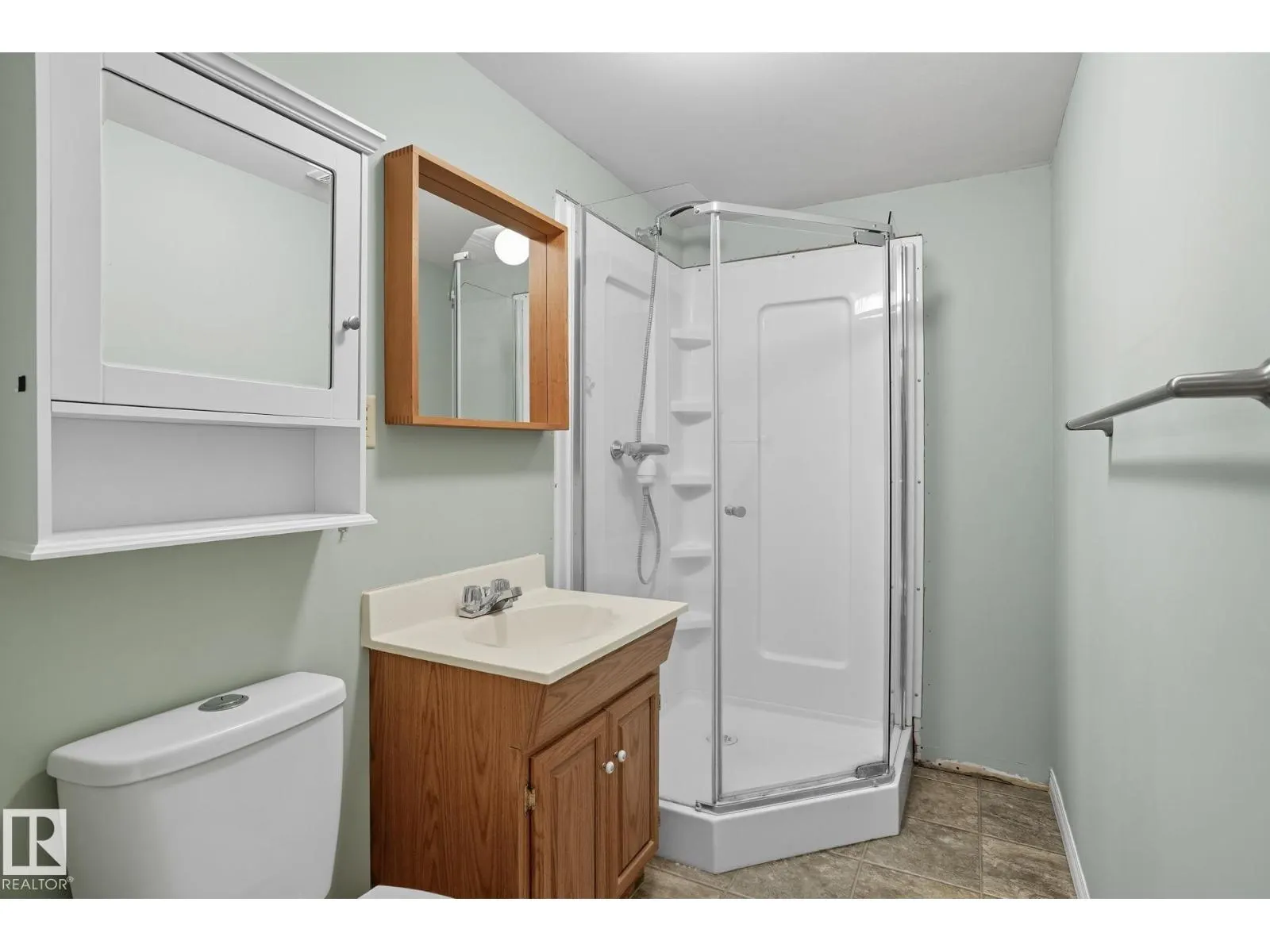 7 PEMBINA PL