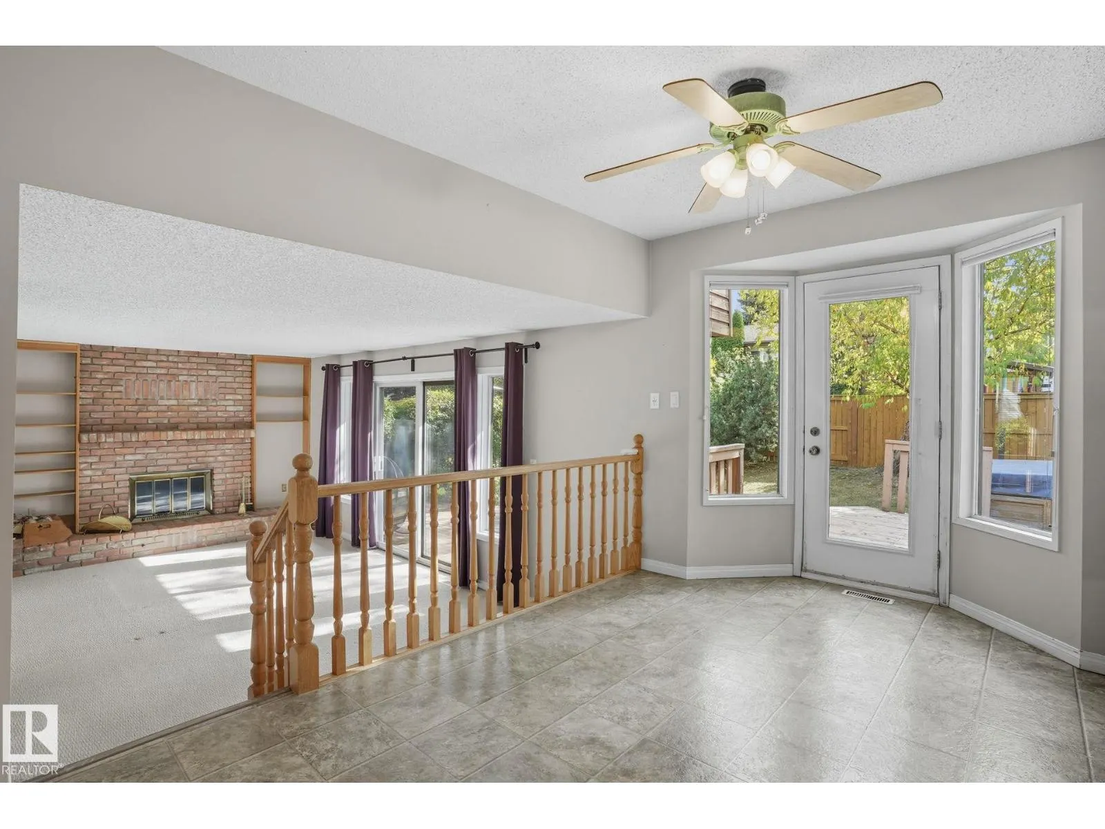 7 PEMBINA PL