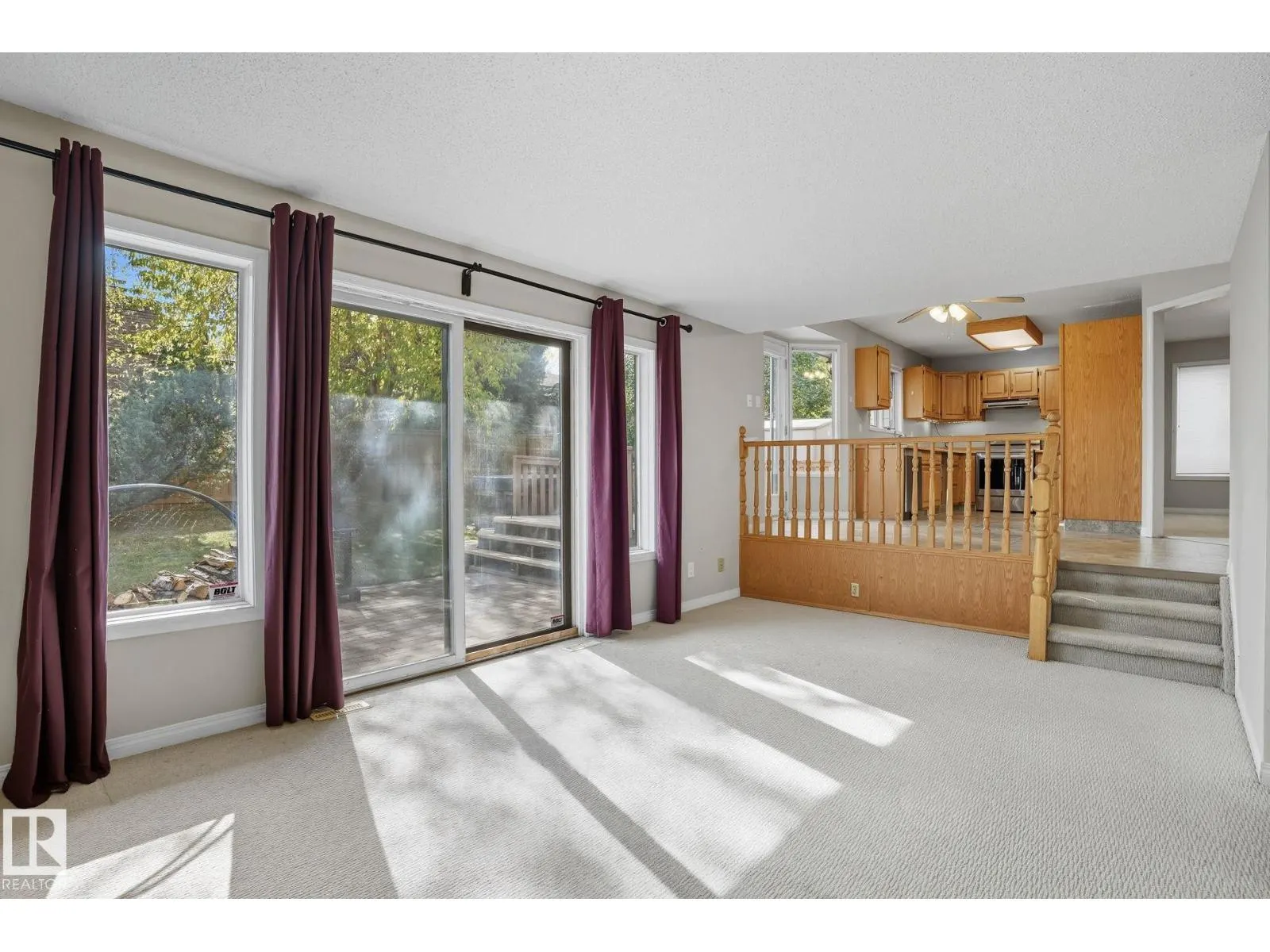 7 PEMBINA PL