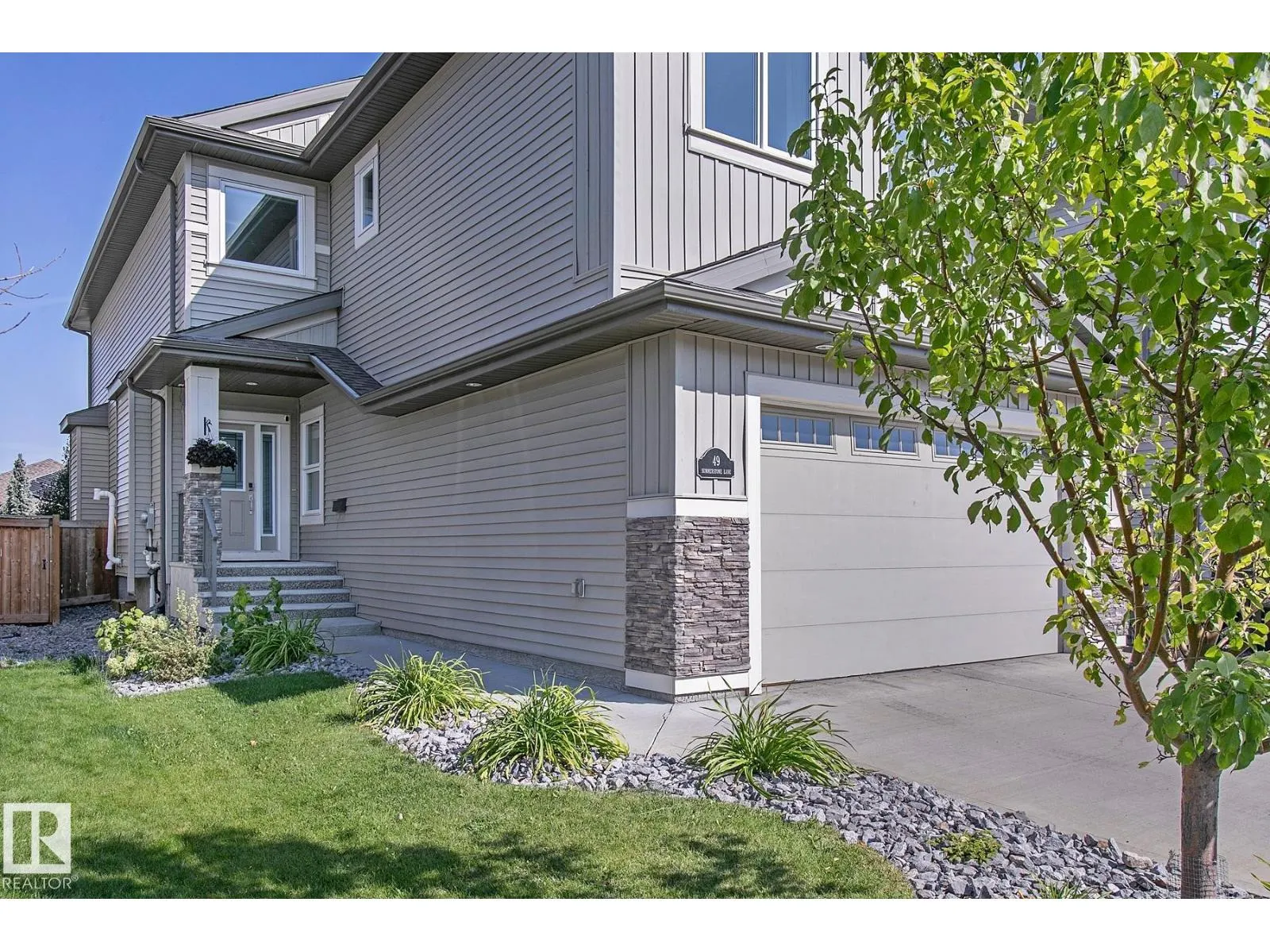 49 SUMMERSTONE LN