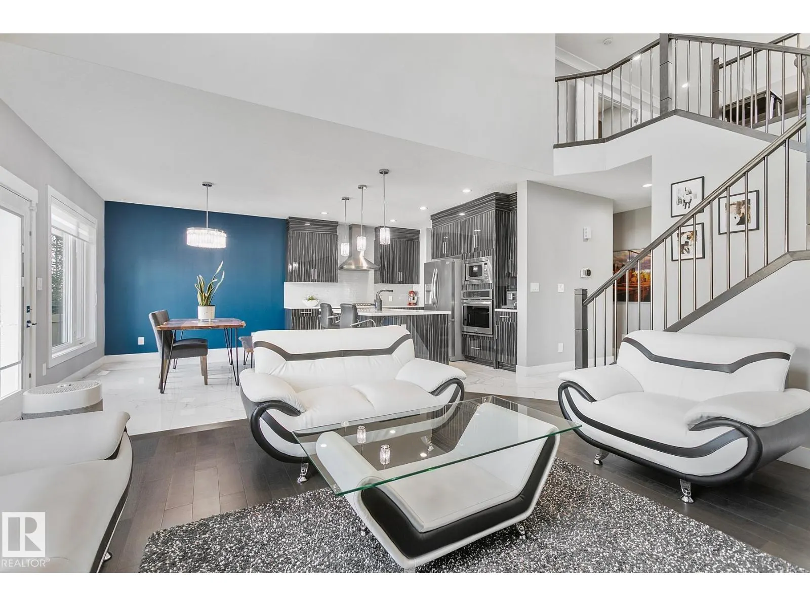 49 SUMMERSTONE LN
