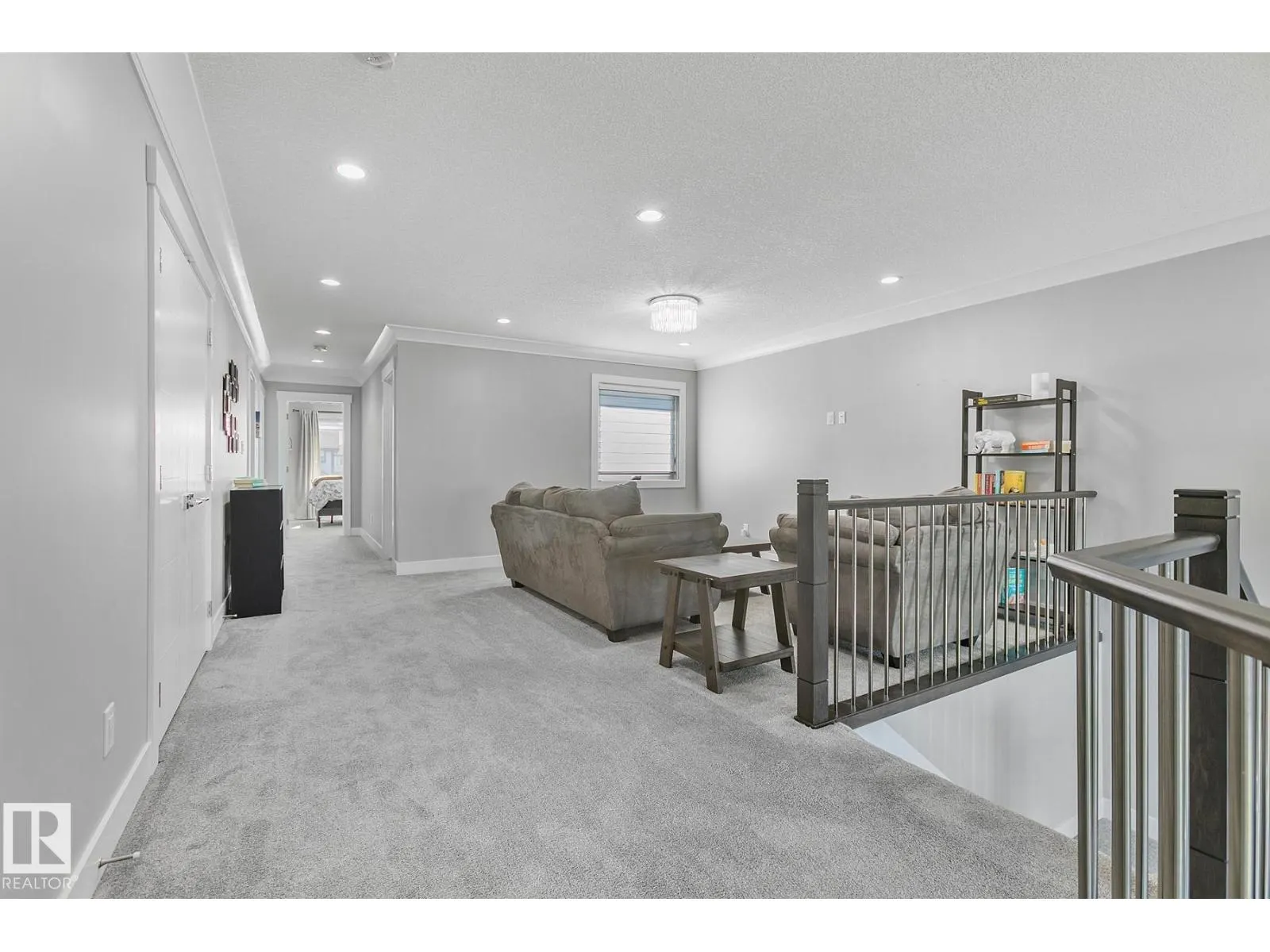 49 SUMMERSTONE LN