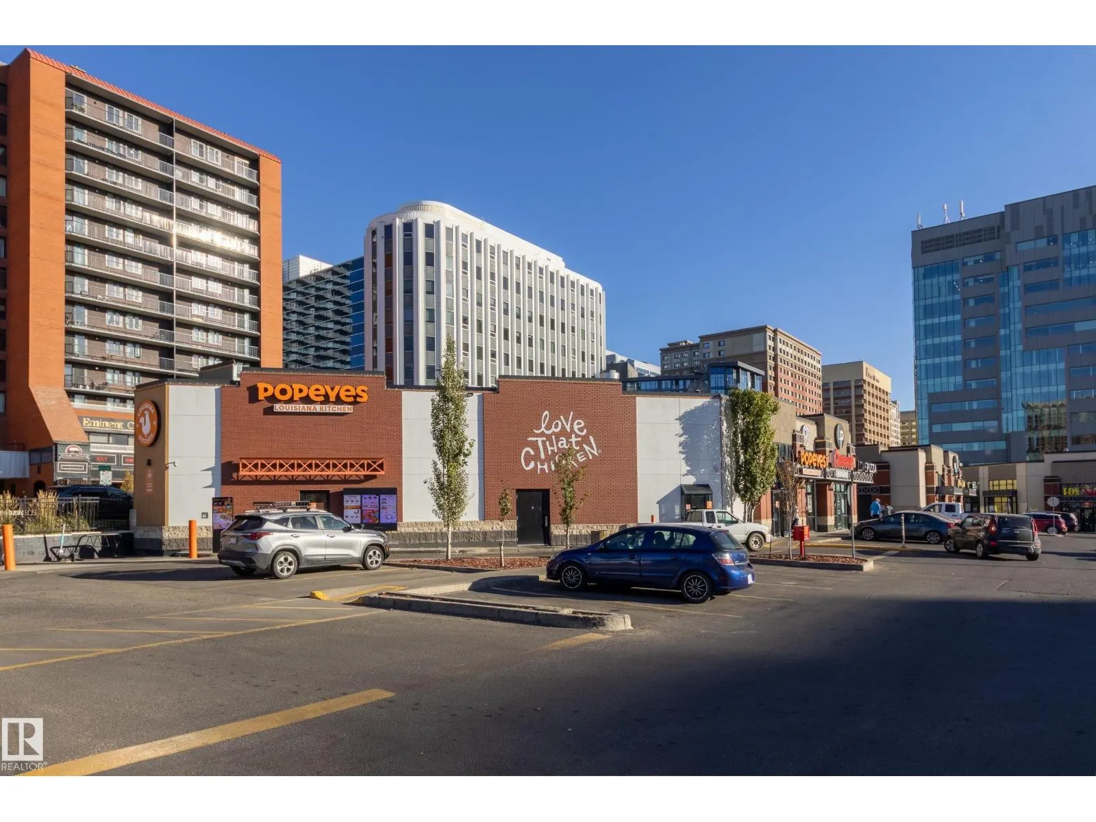 #502 10175 109 ST NW