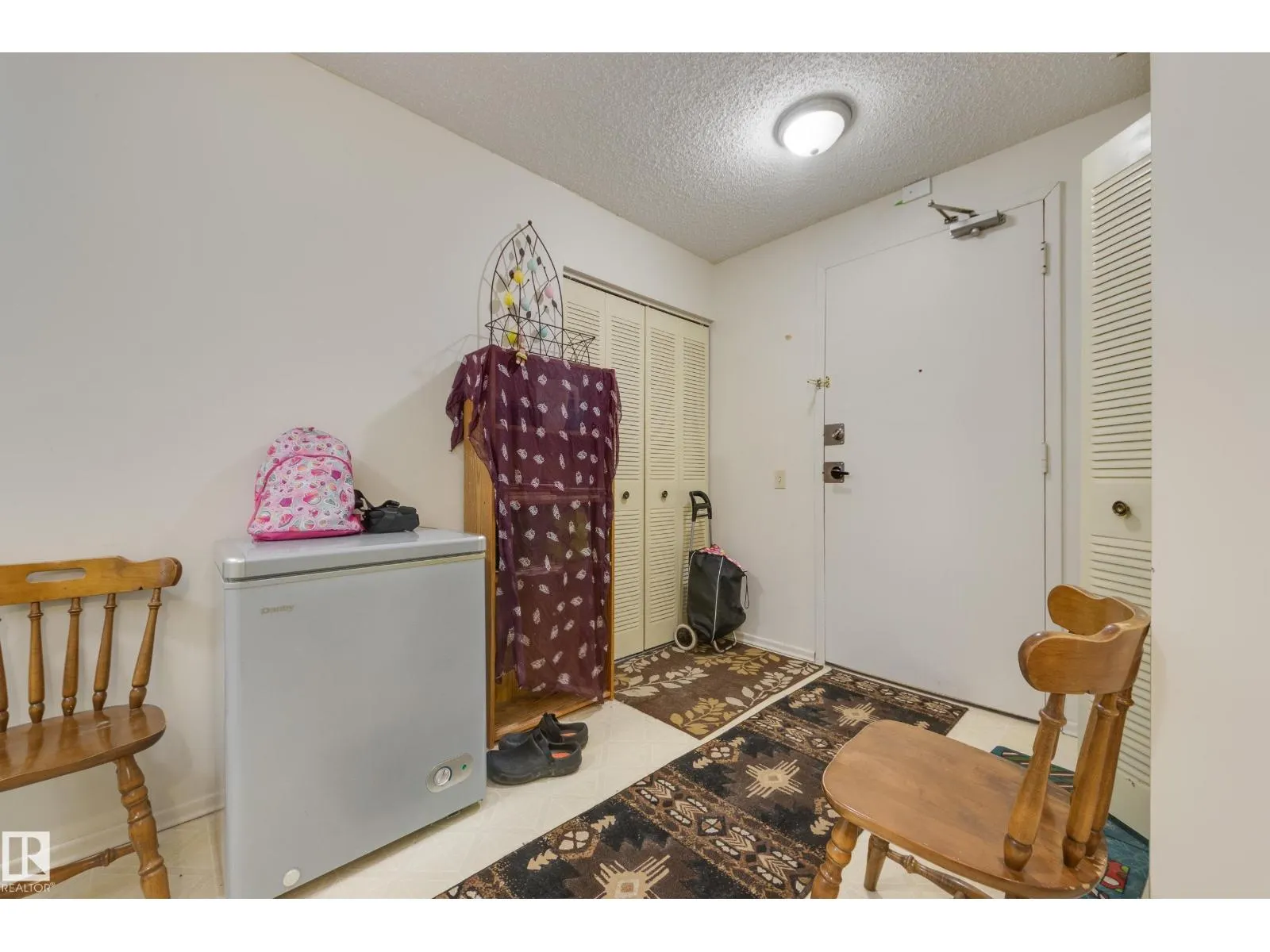 #502 10175 109 ST NW
