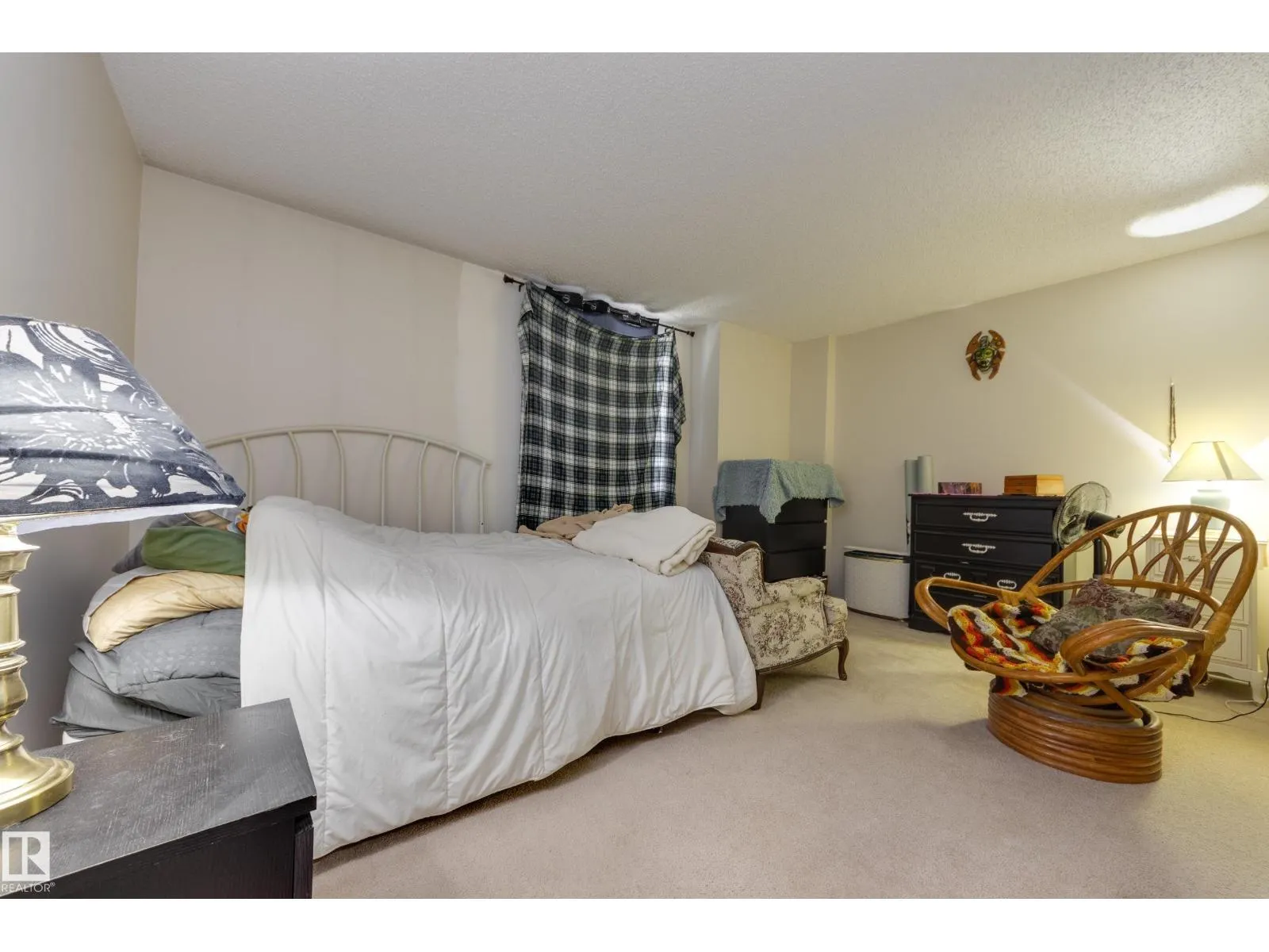 #502 10175 109 ST NW