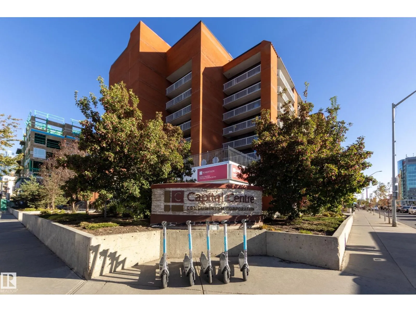 #502 10175 109 ST NW