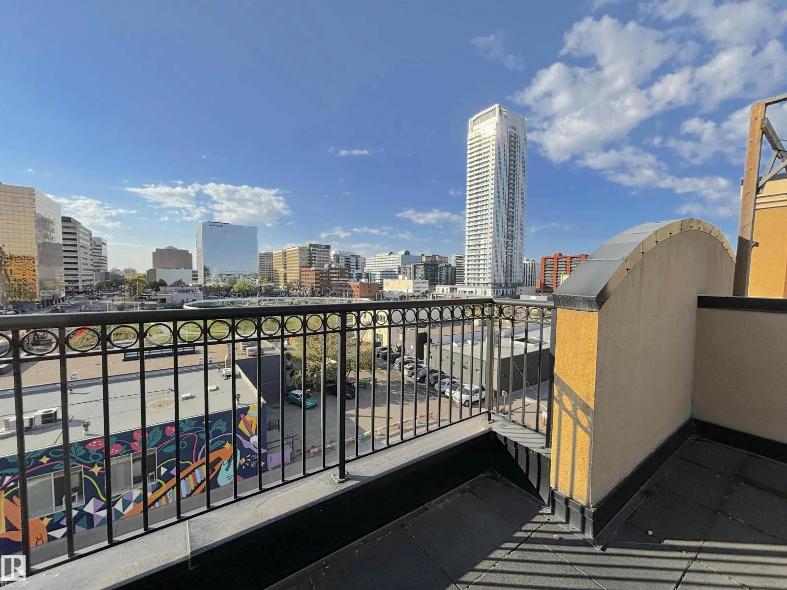 #510 10606 102 AV NW