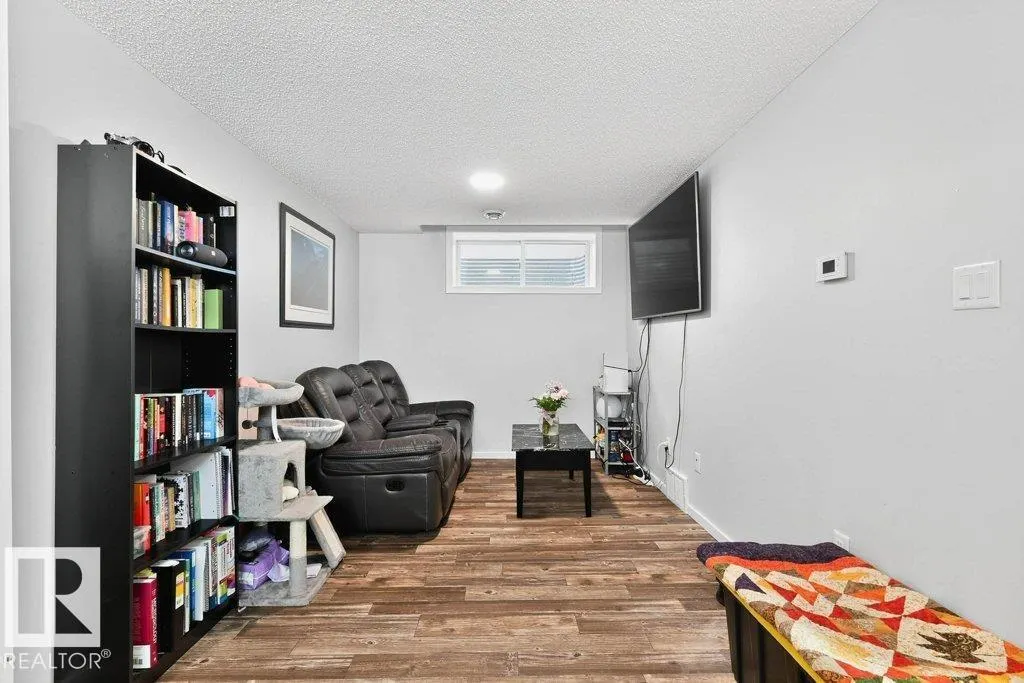 17096 46 ST NW