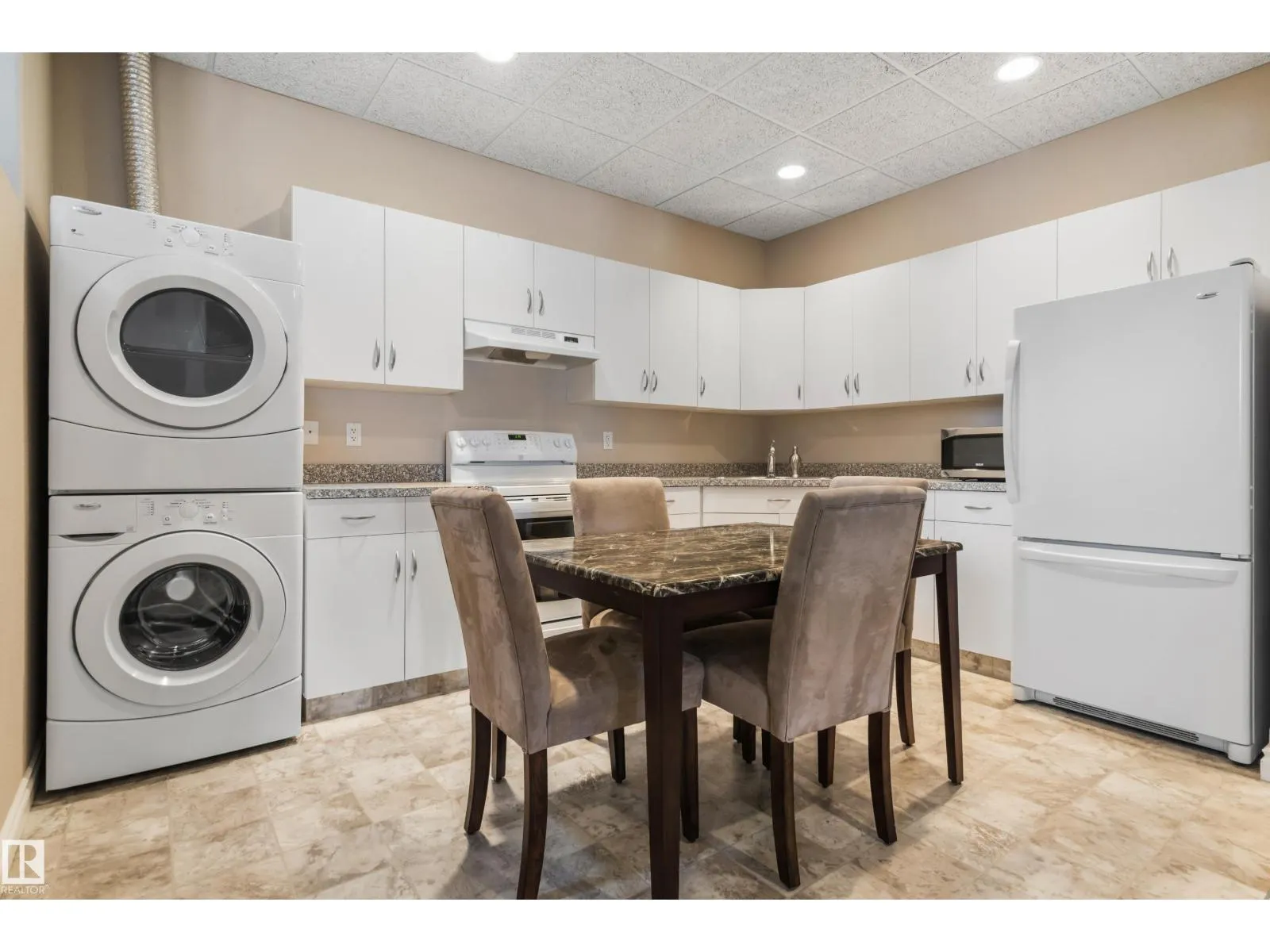 #111 59311 Range Rd 35