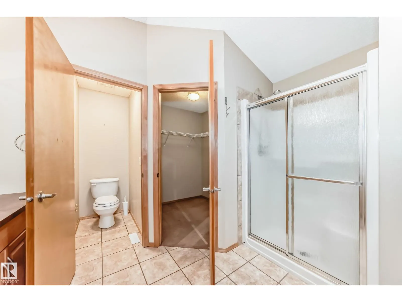 10819 178 AV NW