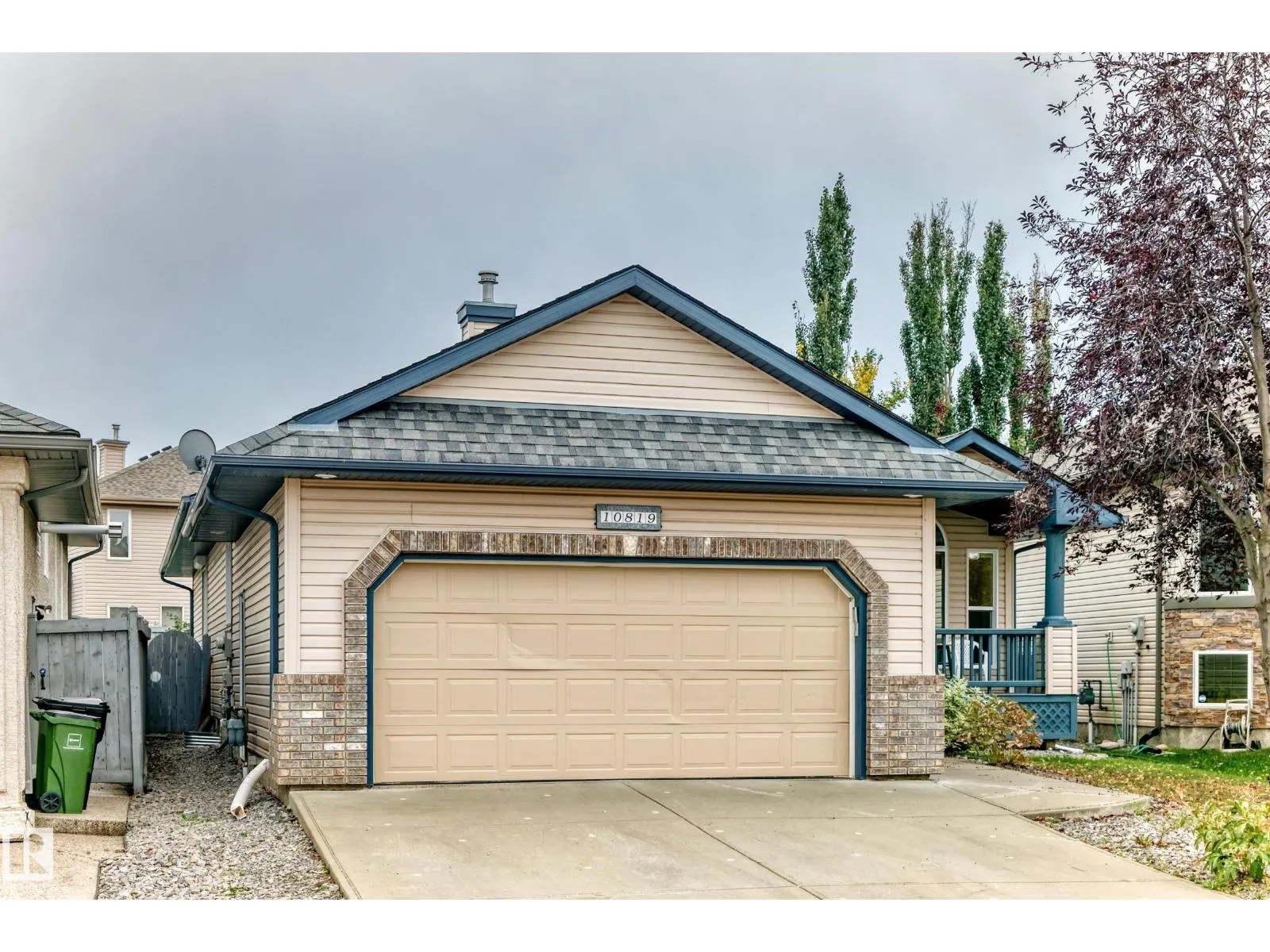 10819 178 AV NW