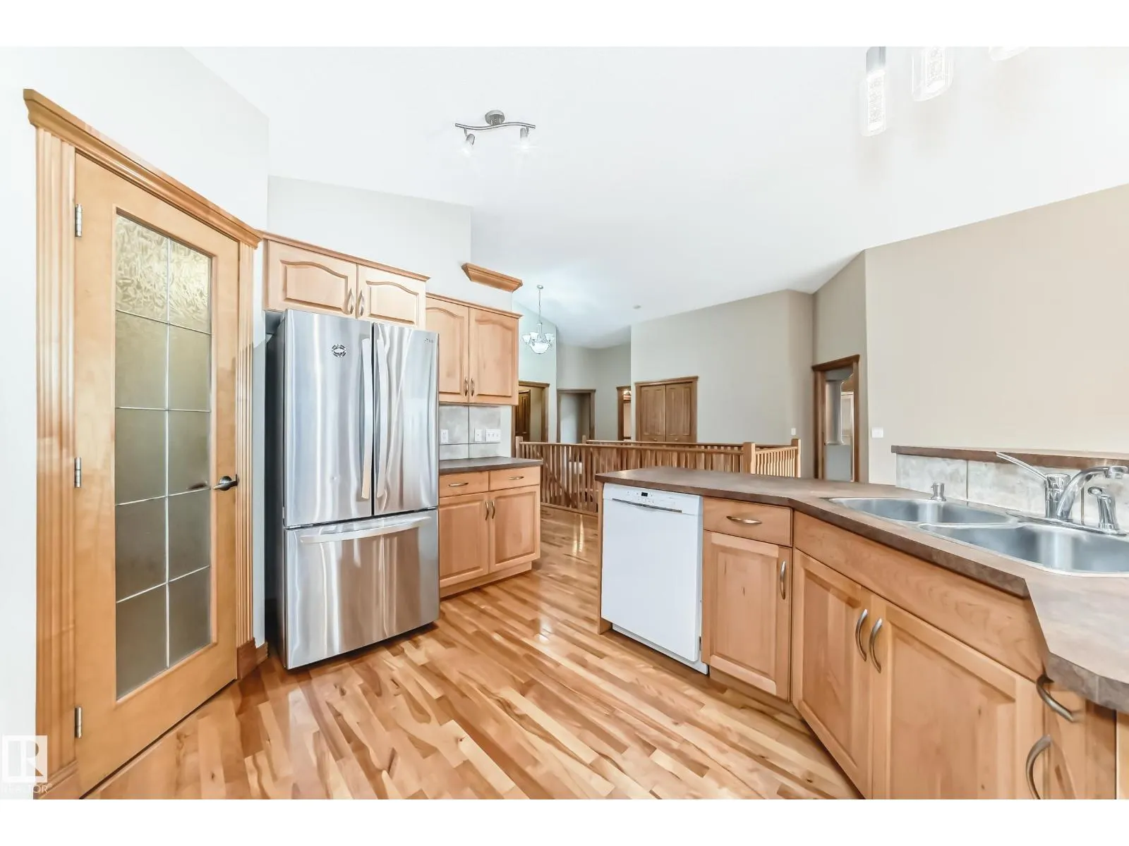 10819 178 AV NW