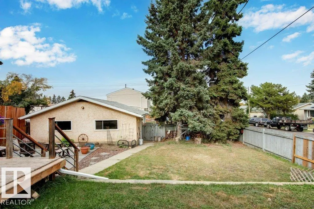 4904 52 AV