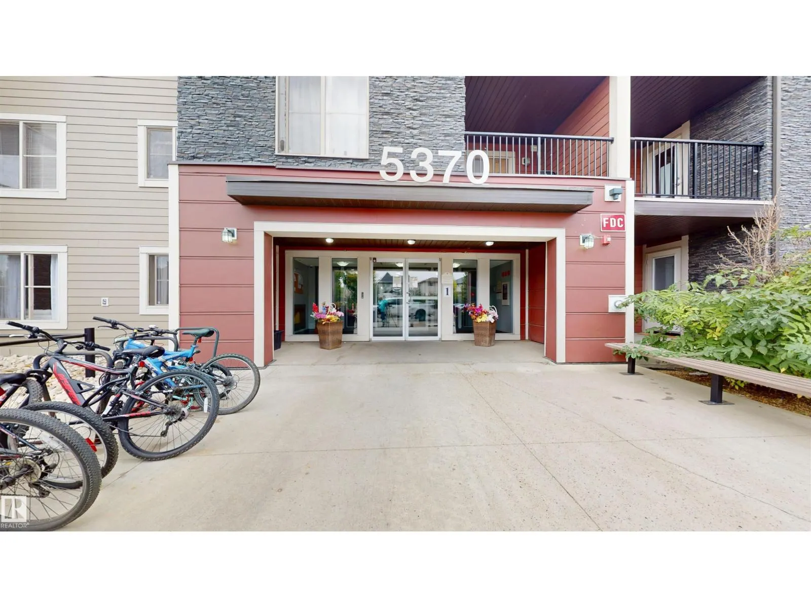 #106 5370 CHAPPELLE RD SW
