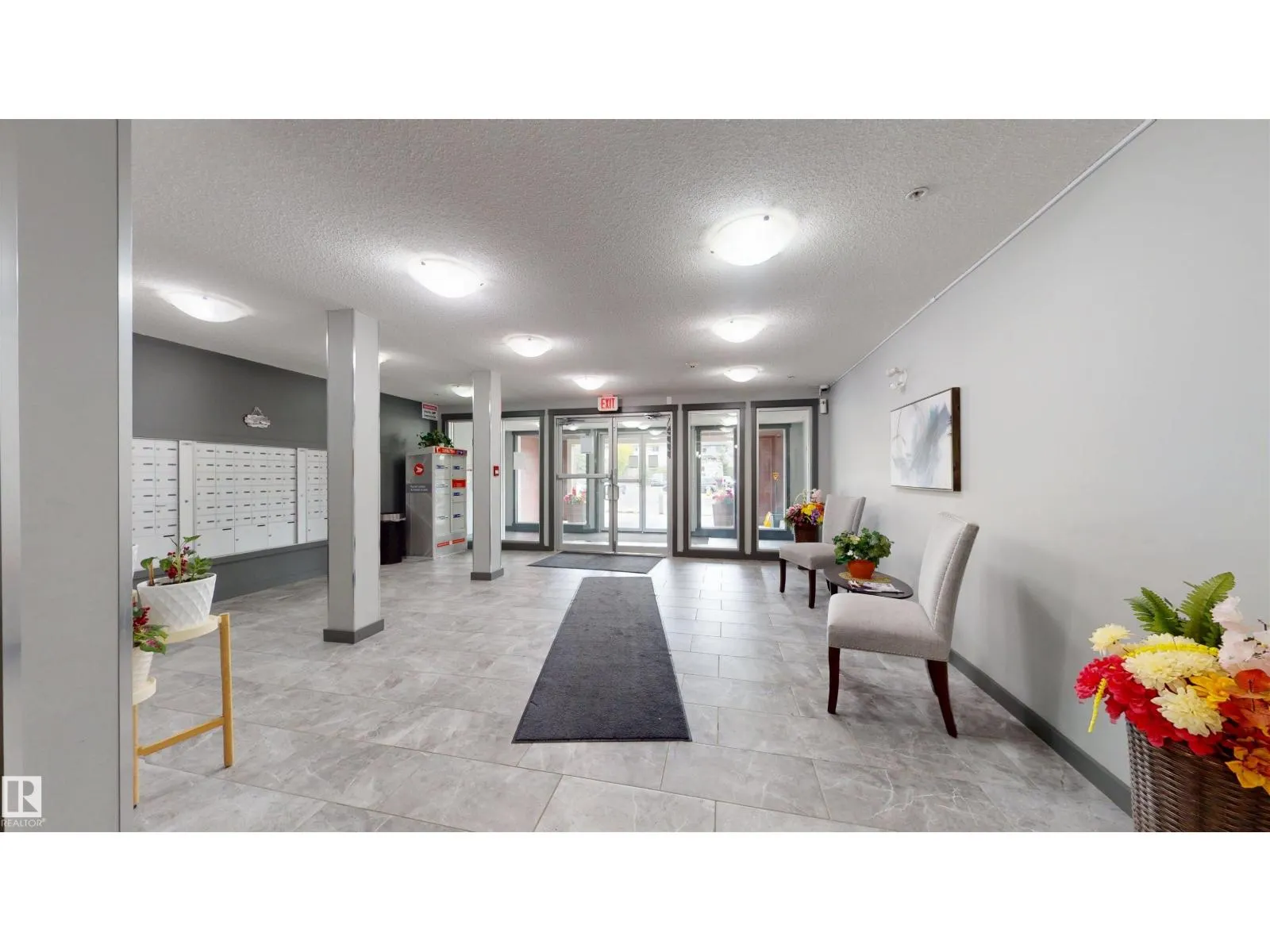 #106 5370 CHAPPELLE RD SW