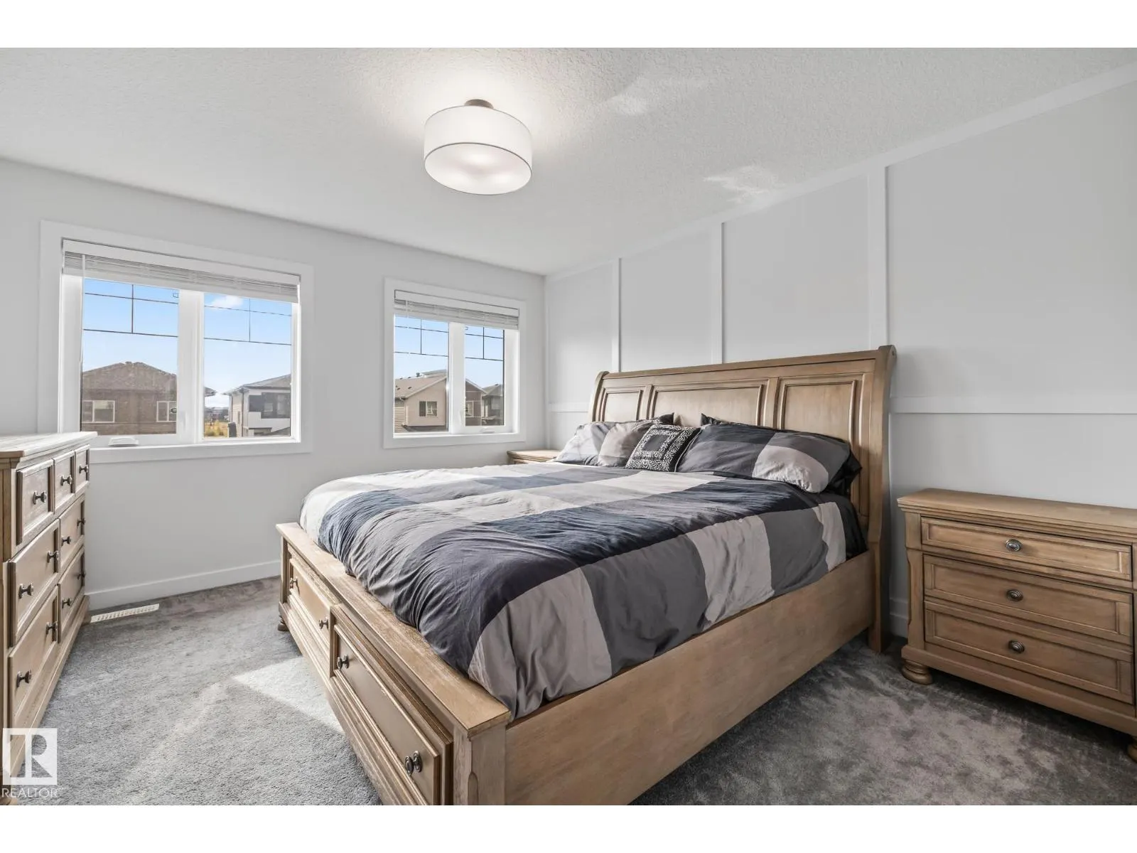 34 EDGEFIELD WY