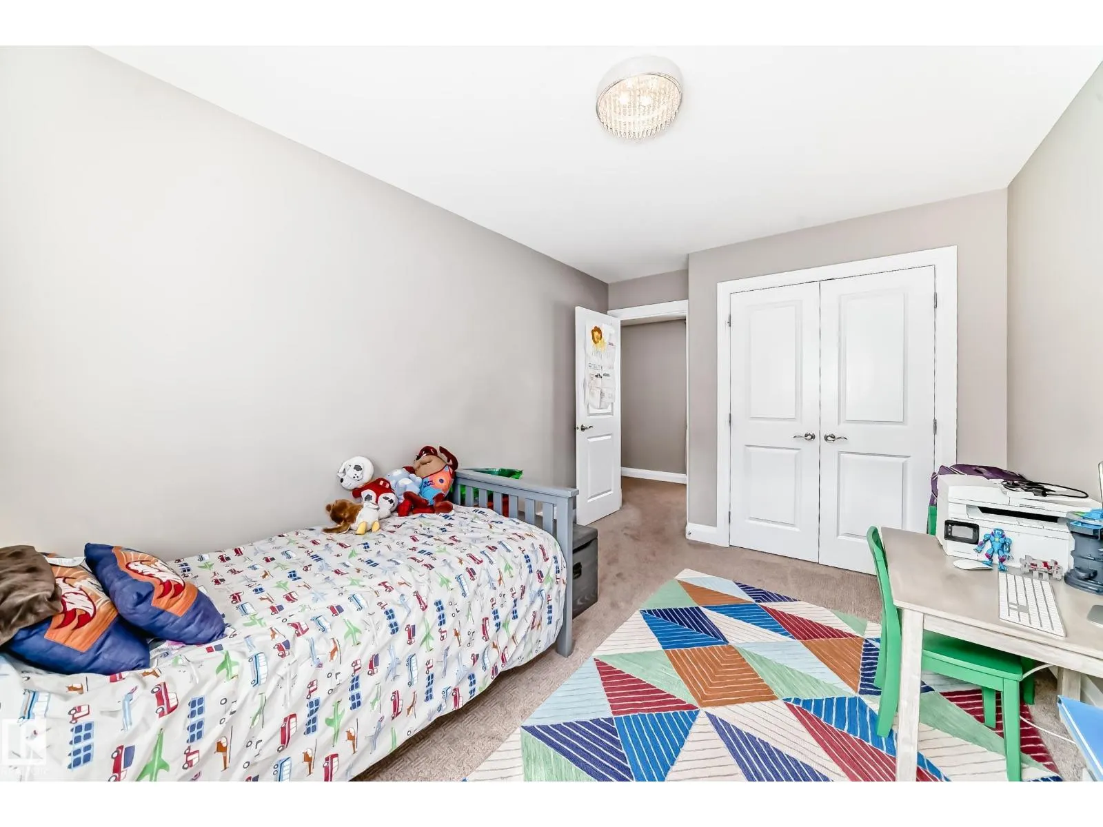 16756 61 ST NW