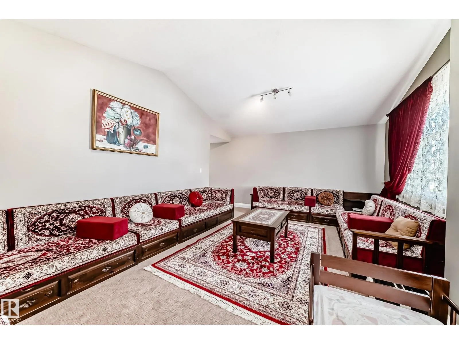 16756 61 ST NW
