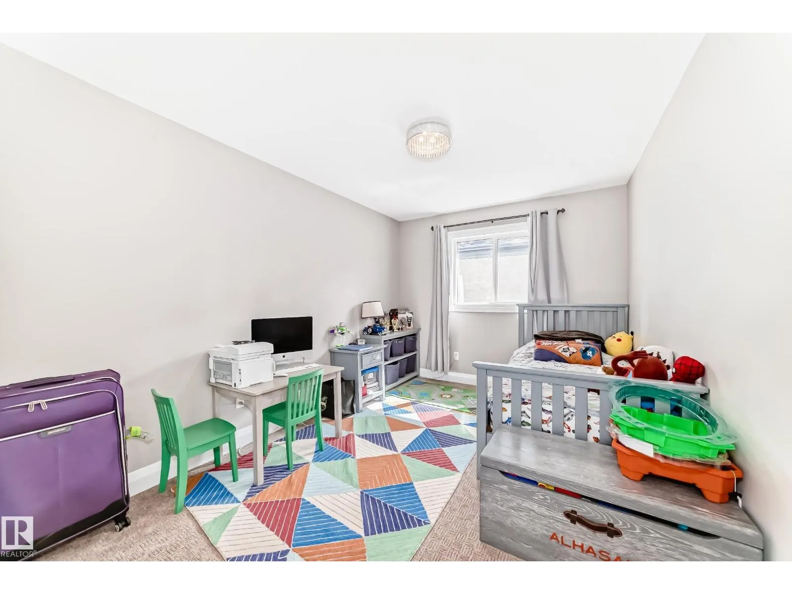 16756 61 ST NW