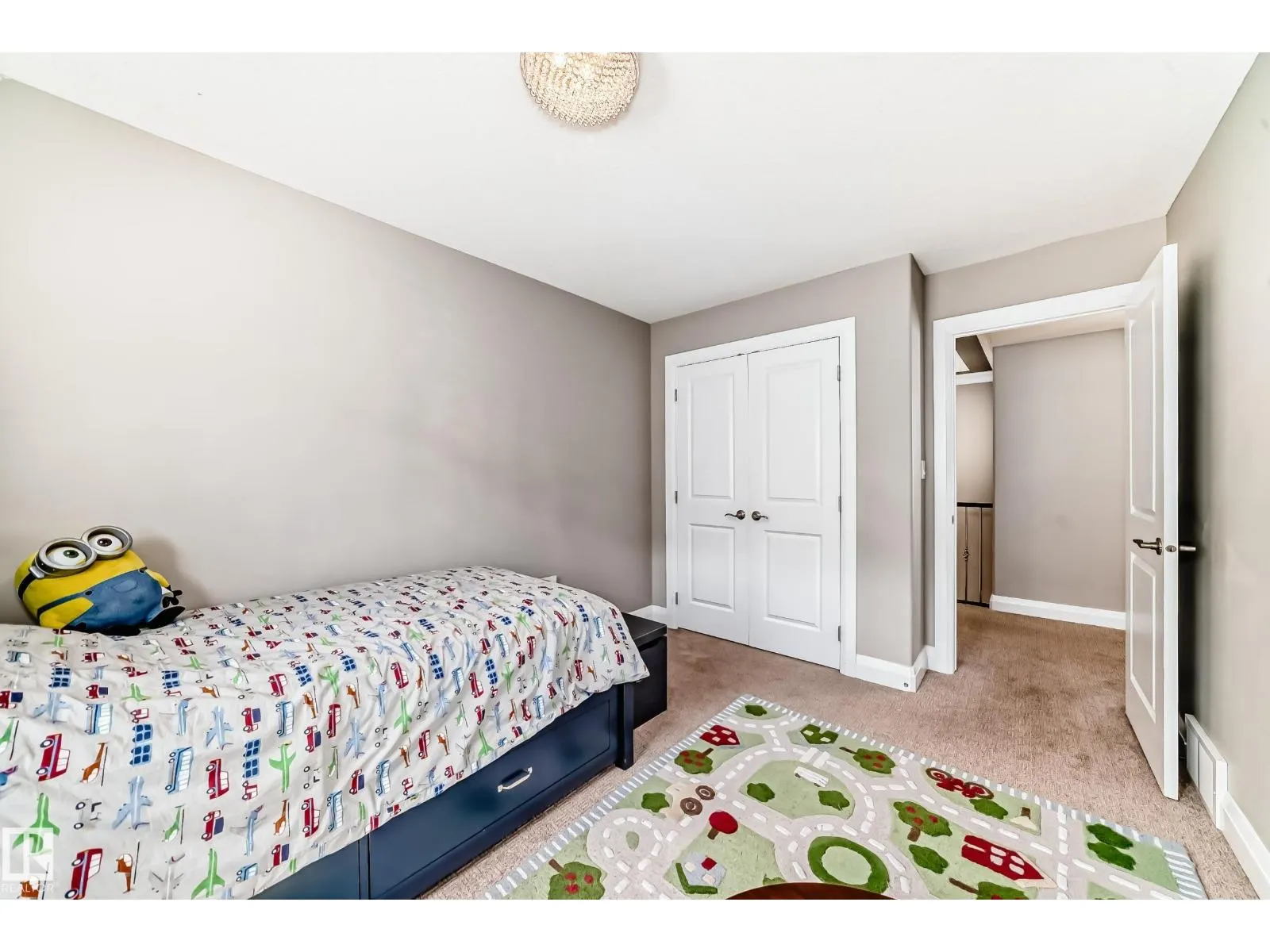 16756 61 ST NW