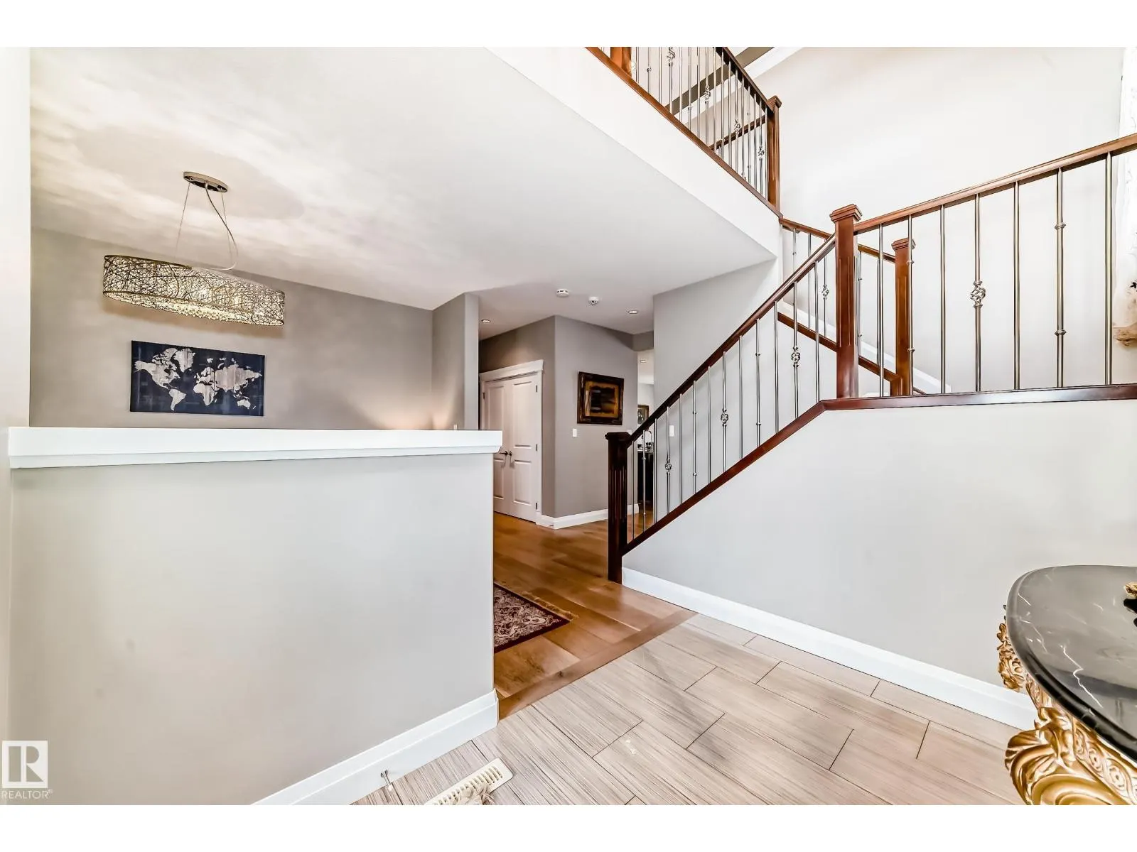 16756 61 ST NW