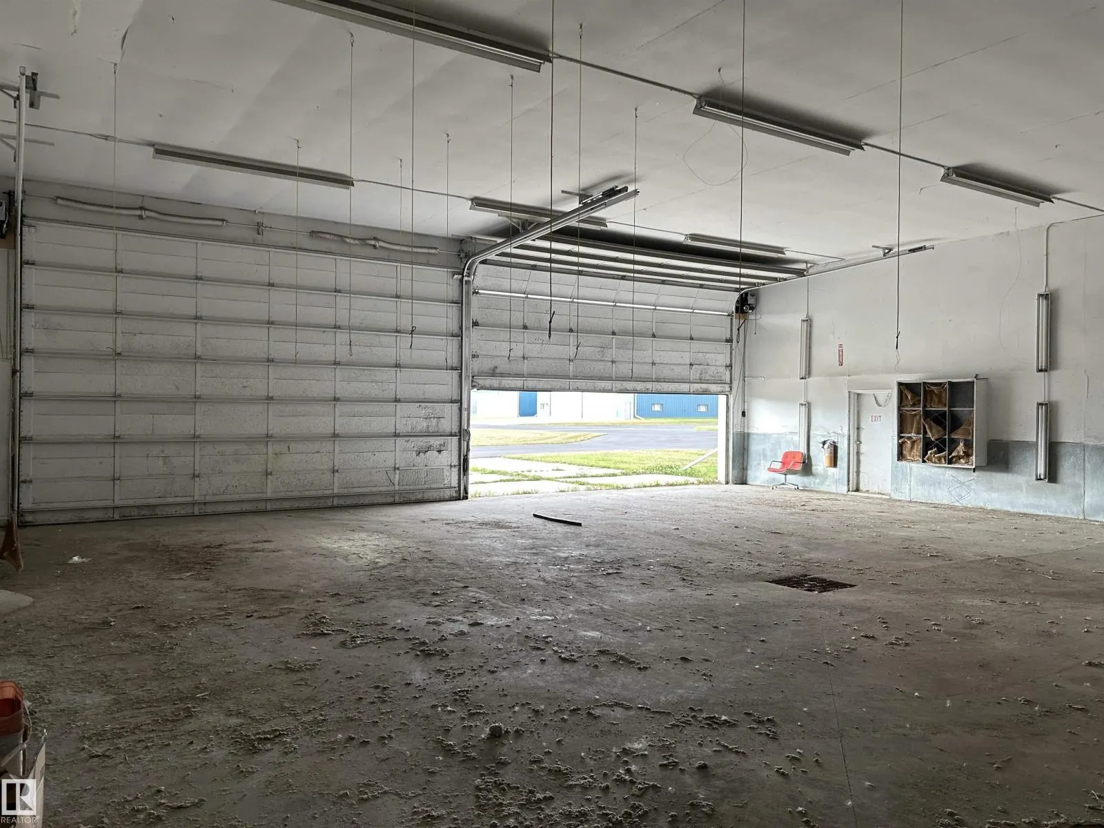 #61 51401 RGE ROAD 221