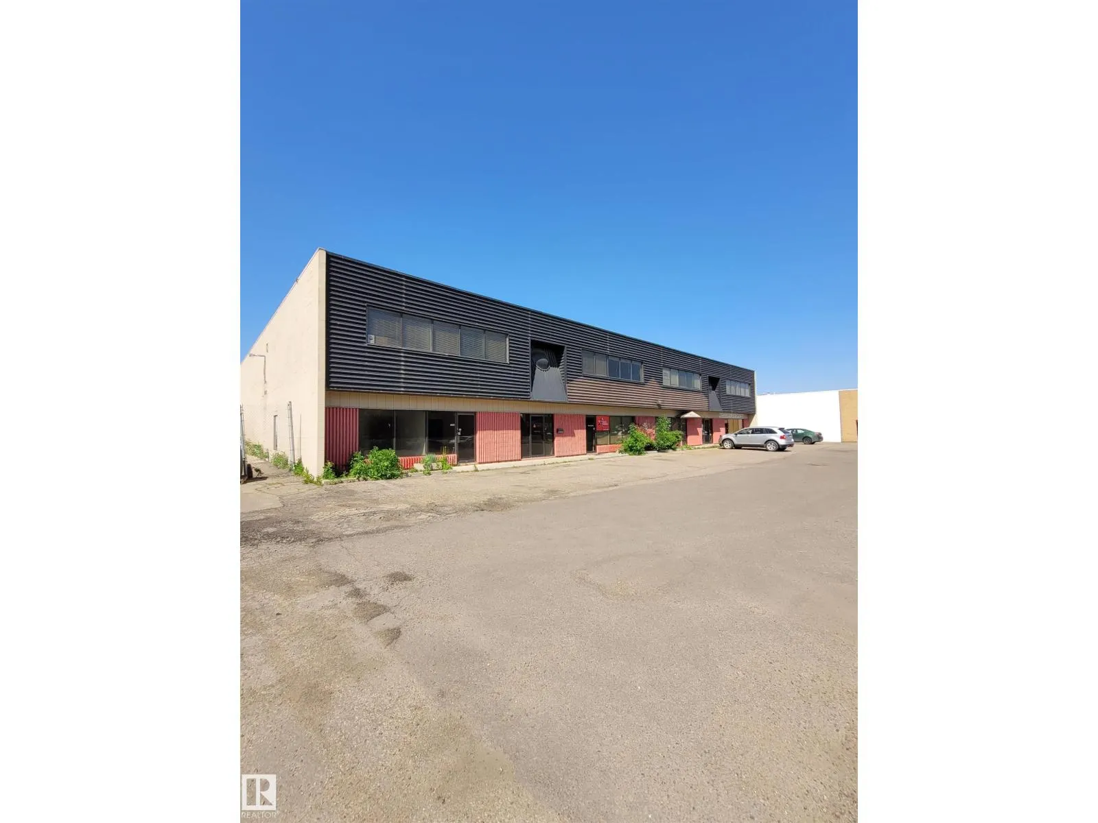 17416 108 AV NW