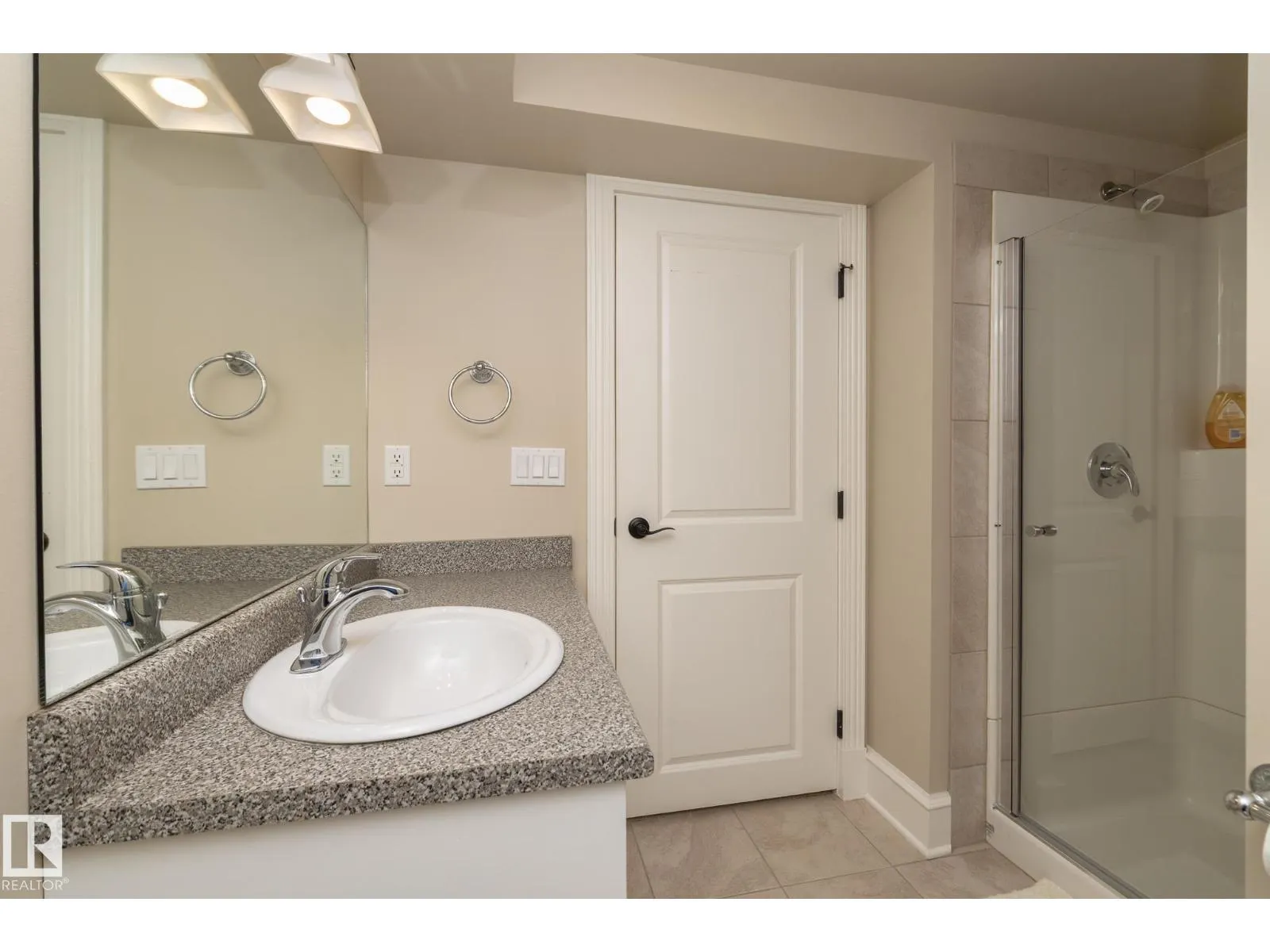 63 FAIRWAY DR NW