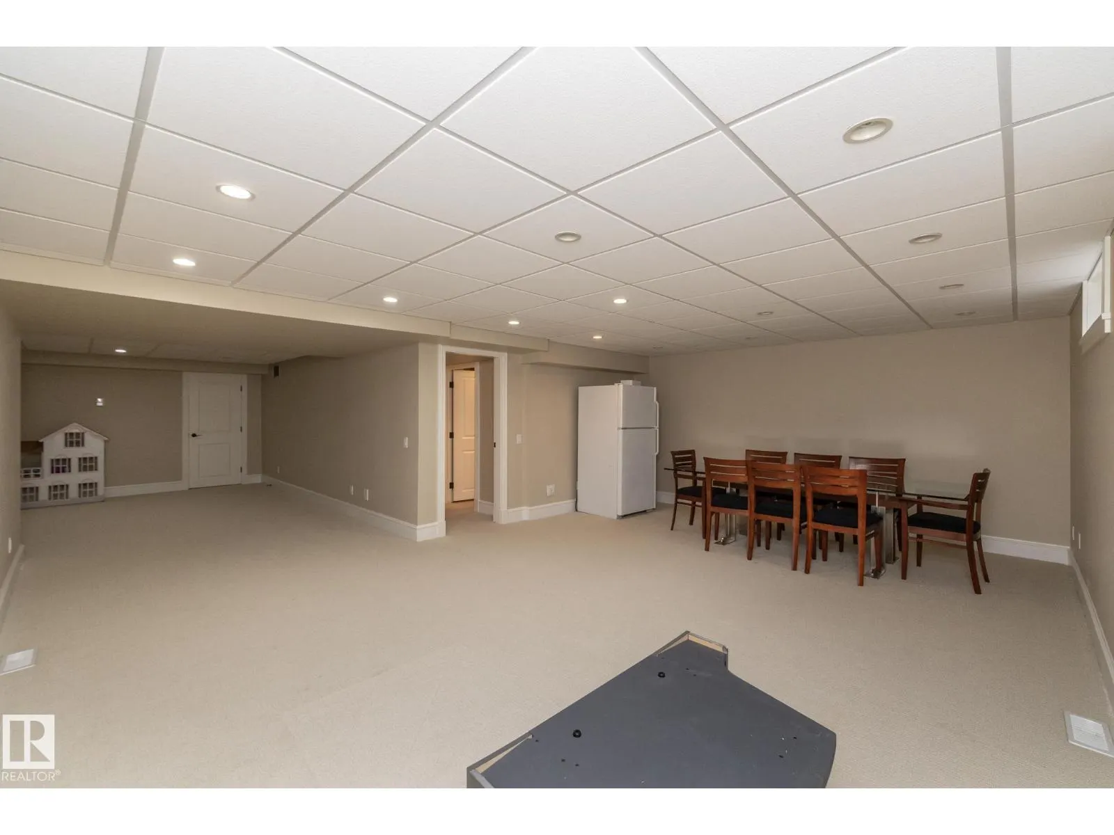 63 FAIRWAY DR NW