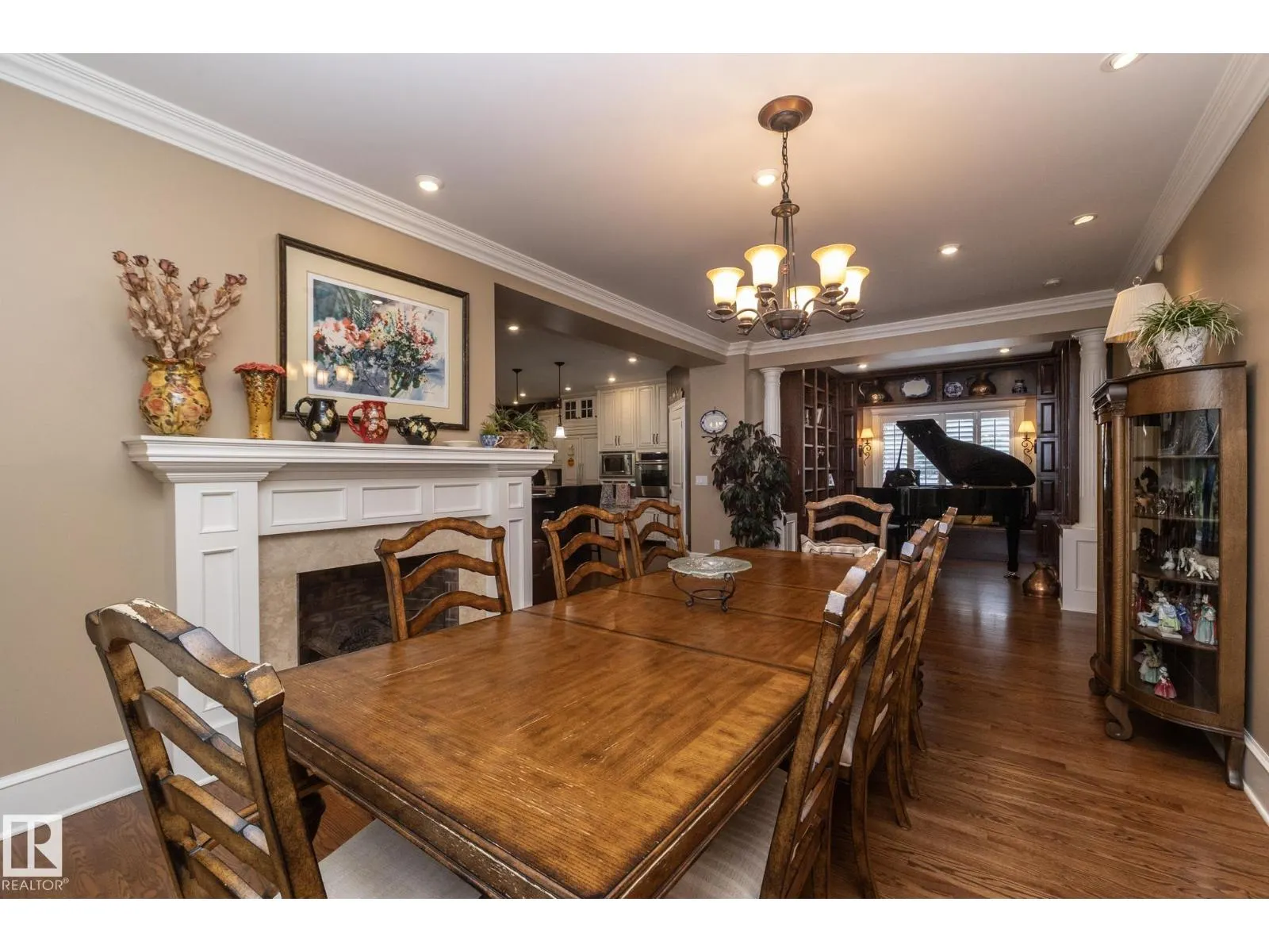 63 FAIRWAY DR NW