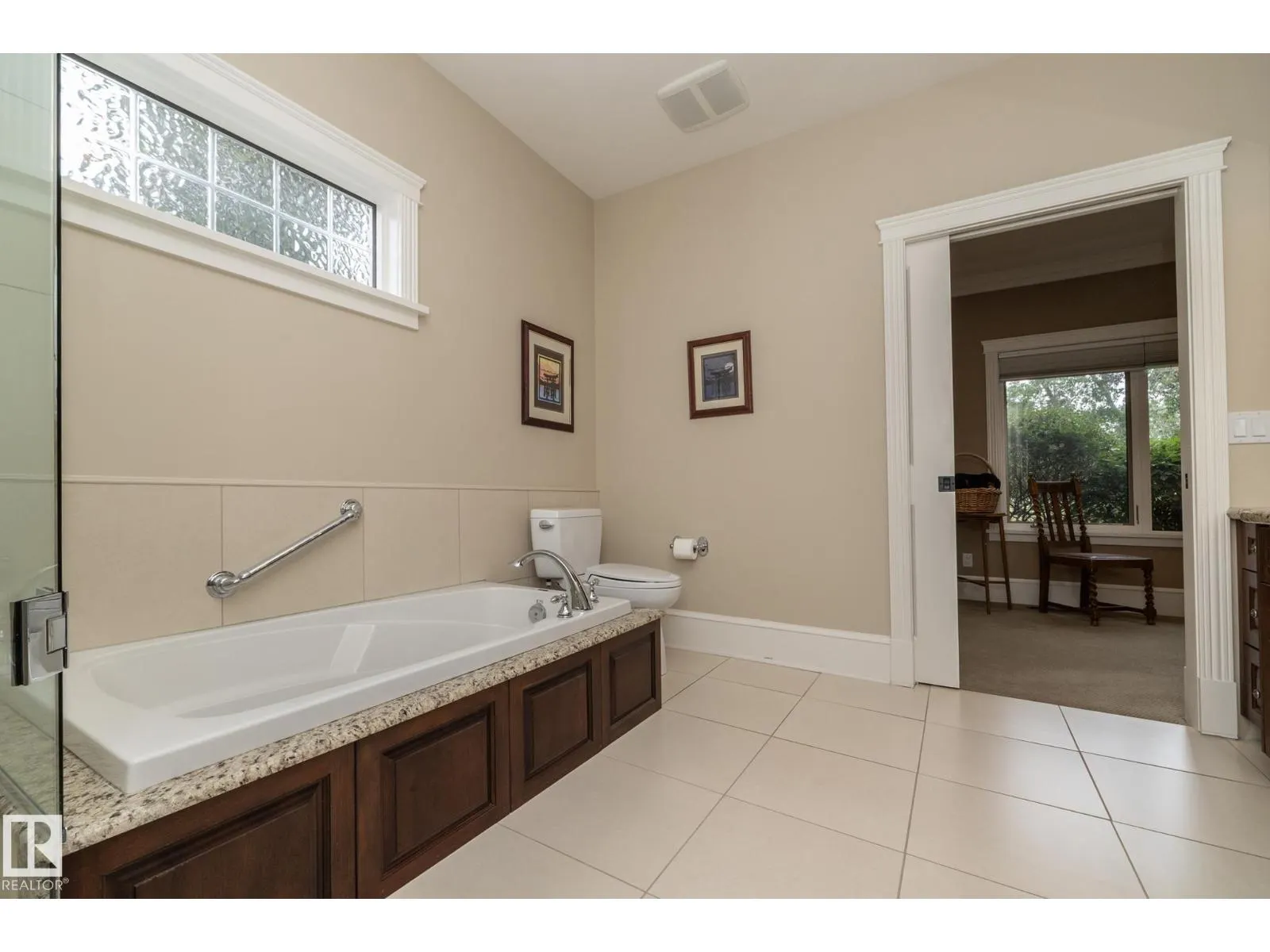63 FAIRWAY DR NW