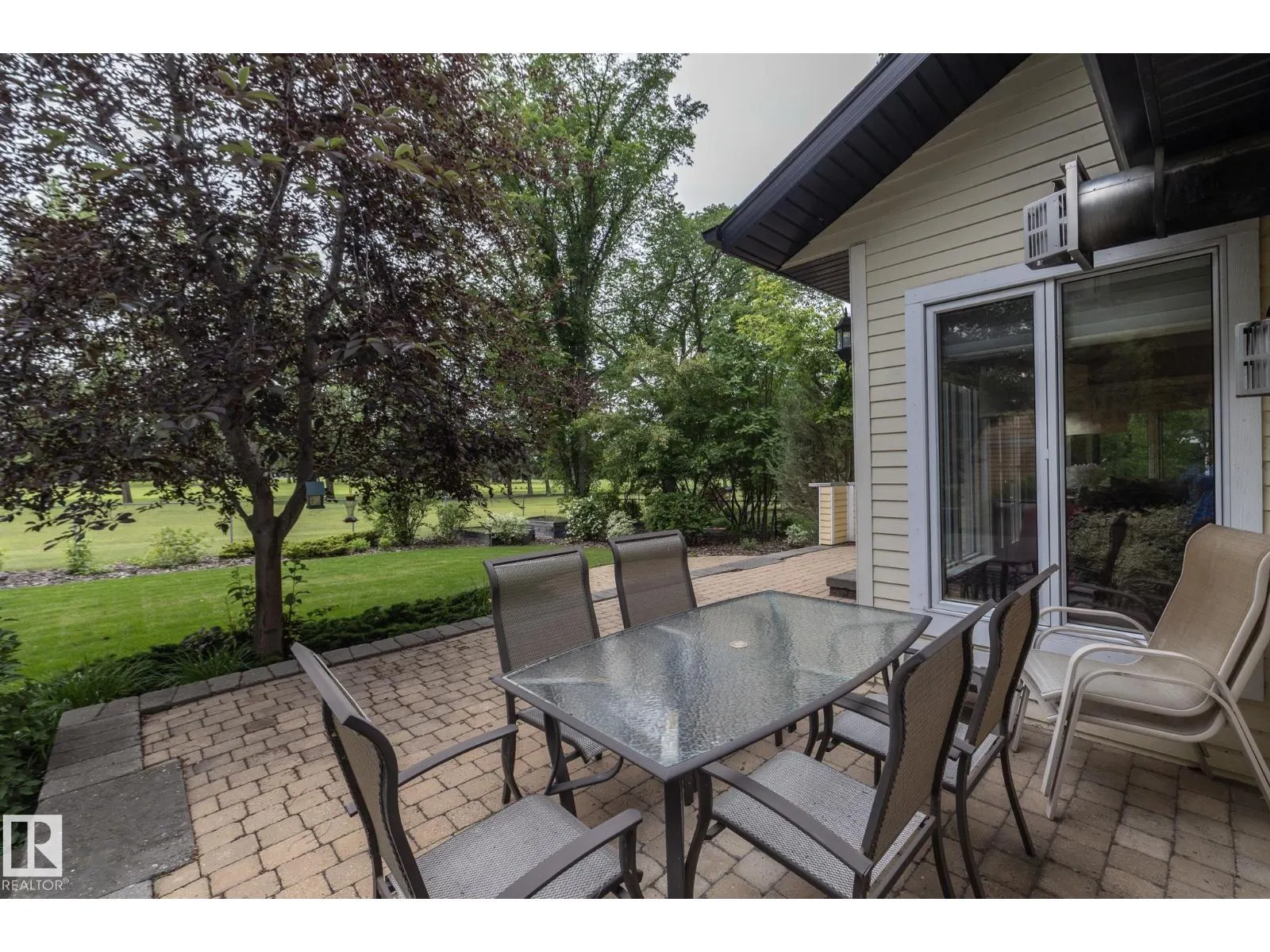 63 FAIRWAY DR NW