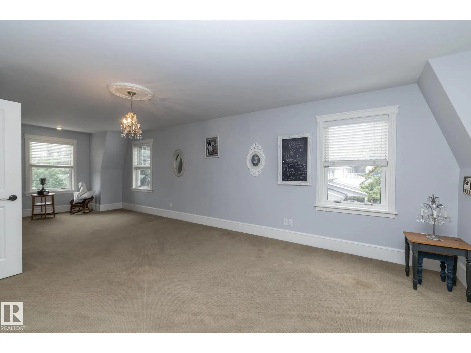 63 FAIRWAY DR NW